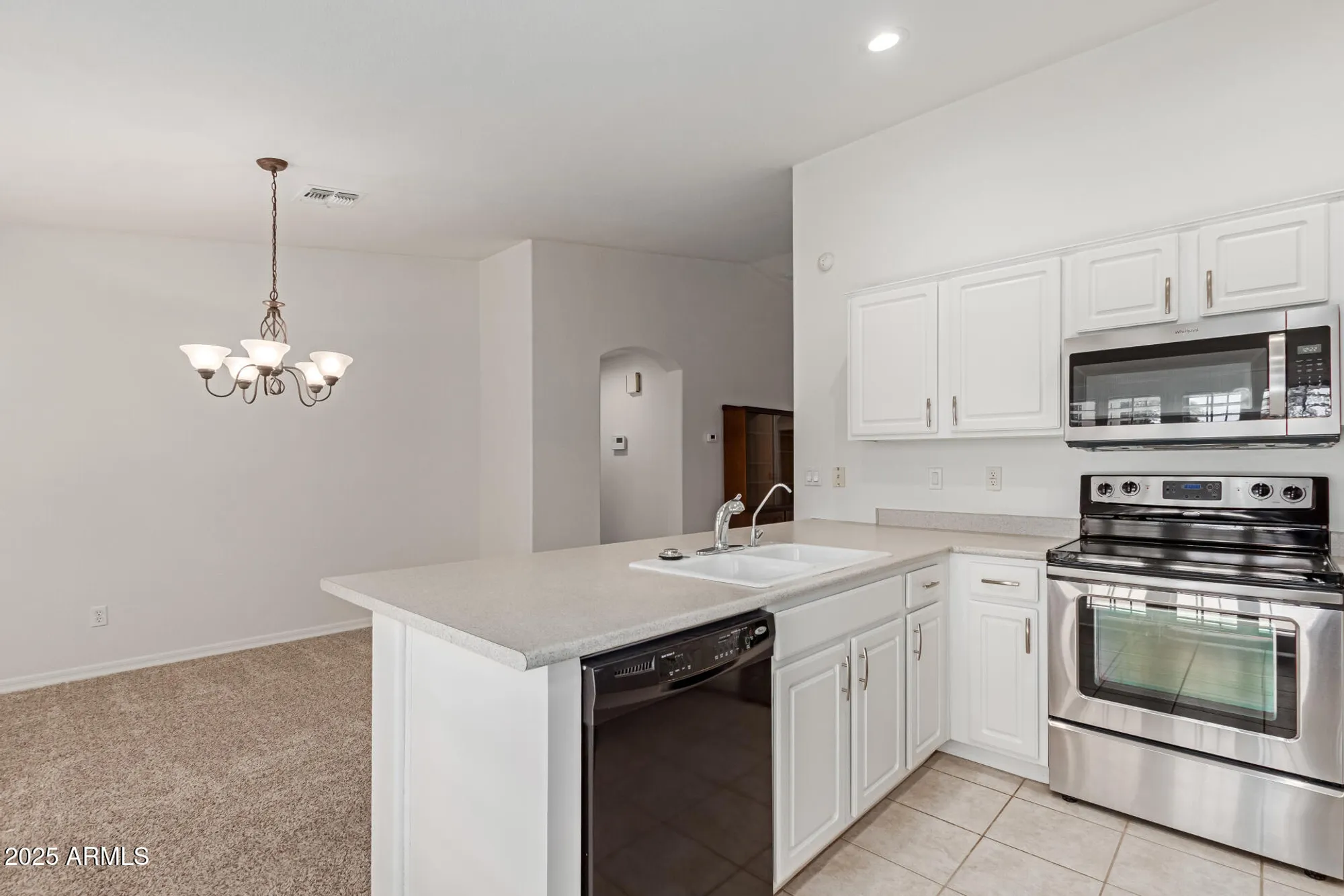 Property Slideshow image 17 of 47 | 4613 e walnut rd, Gilbert, AZ, 85298