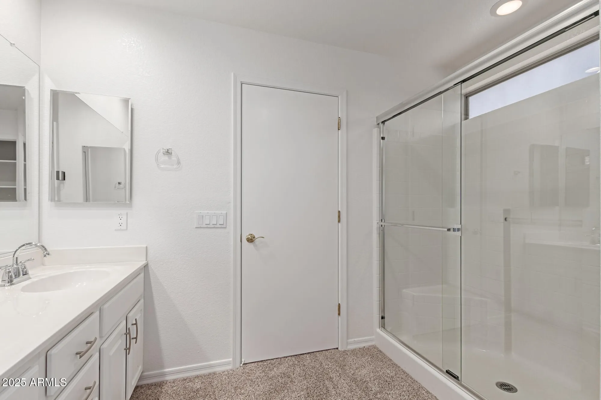 Property Slideshow image 23 of 47 | 4613 e walnut rd, Gilbert, AZ, 85298