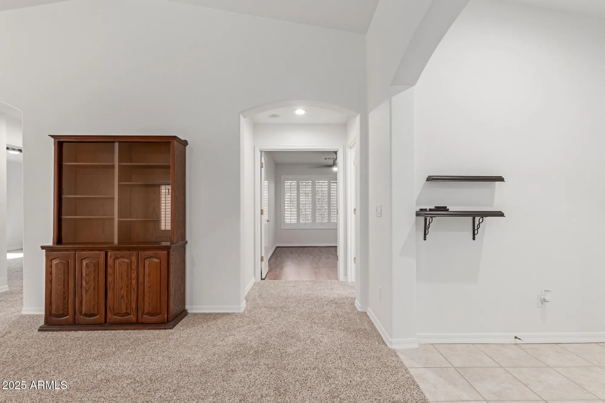 Property Slideshow image 8 of 47 | 4613 e walnut rd, Gilbert, AZ, 85298