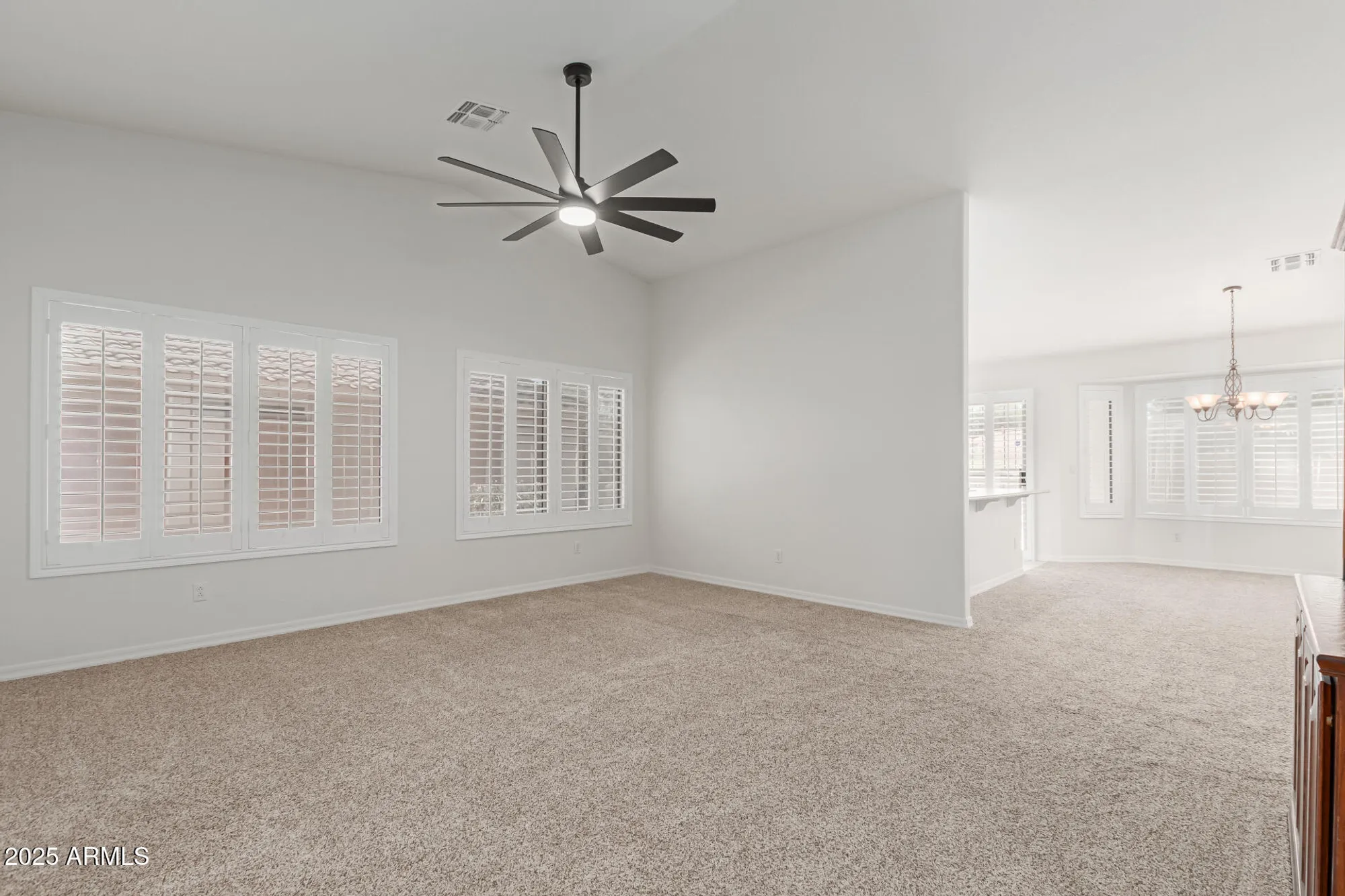 Property Slideshow image 6 of 47 | 4613 e walnut rd, Gilbert, AZ, 85298