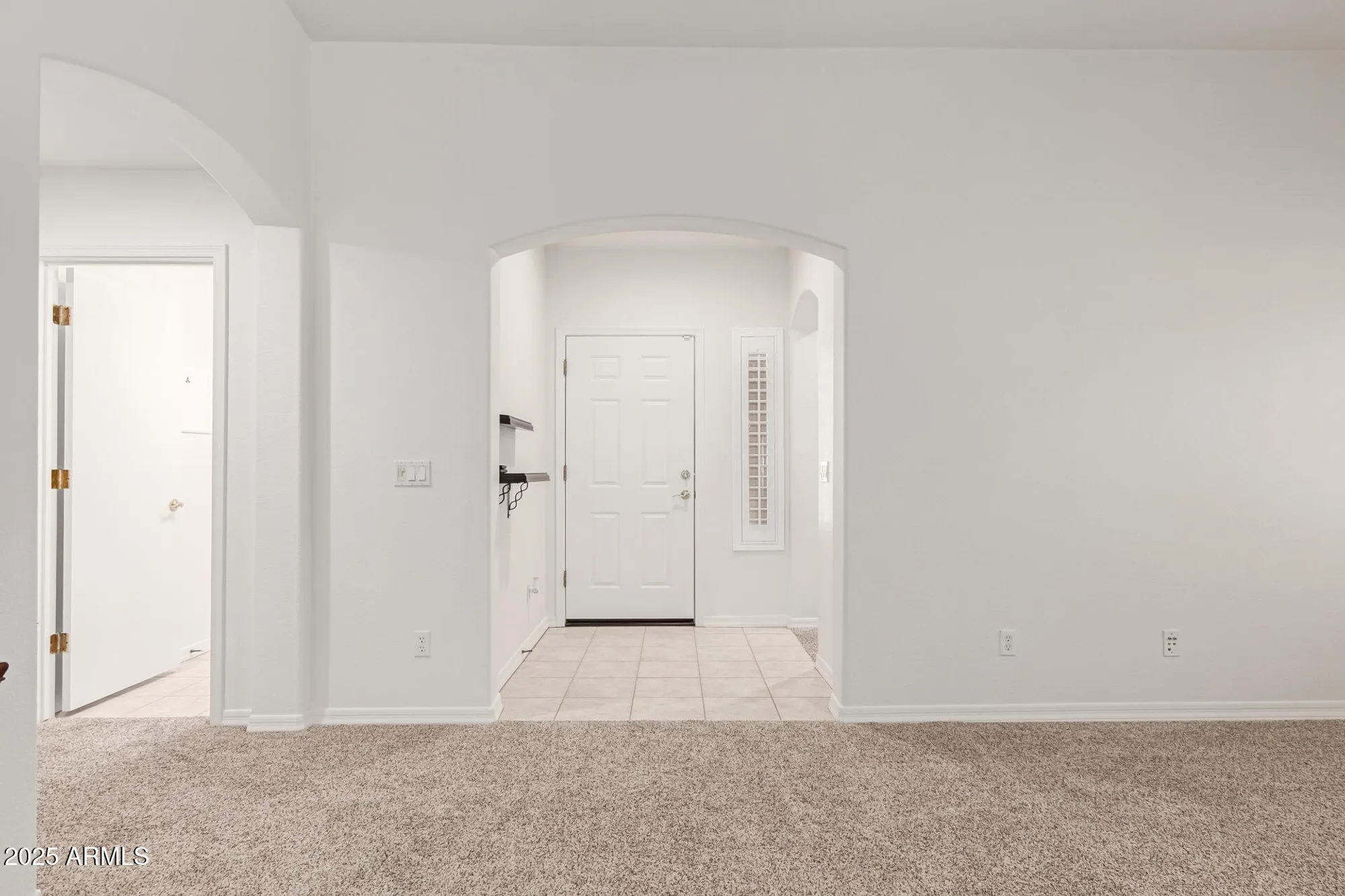 Property Slideshow image 5 of 47 | 4613 e walnut rd, Gilbert, AZ, 85298