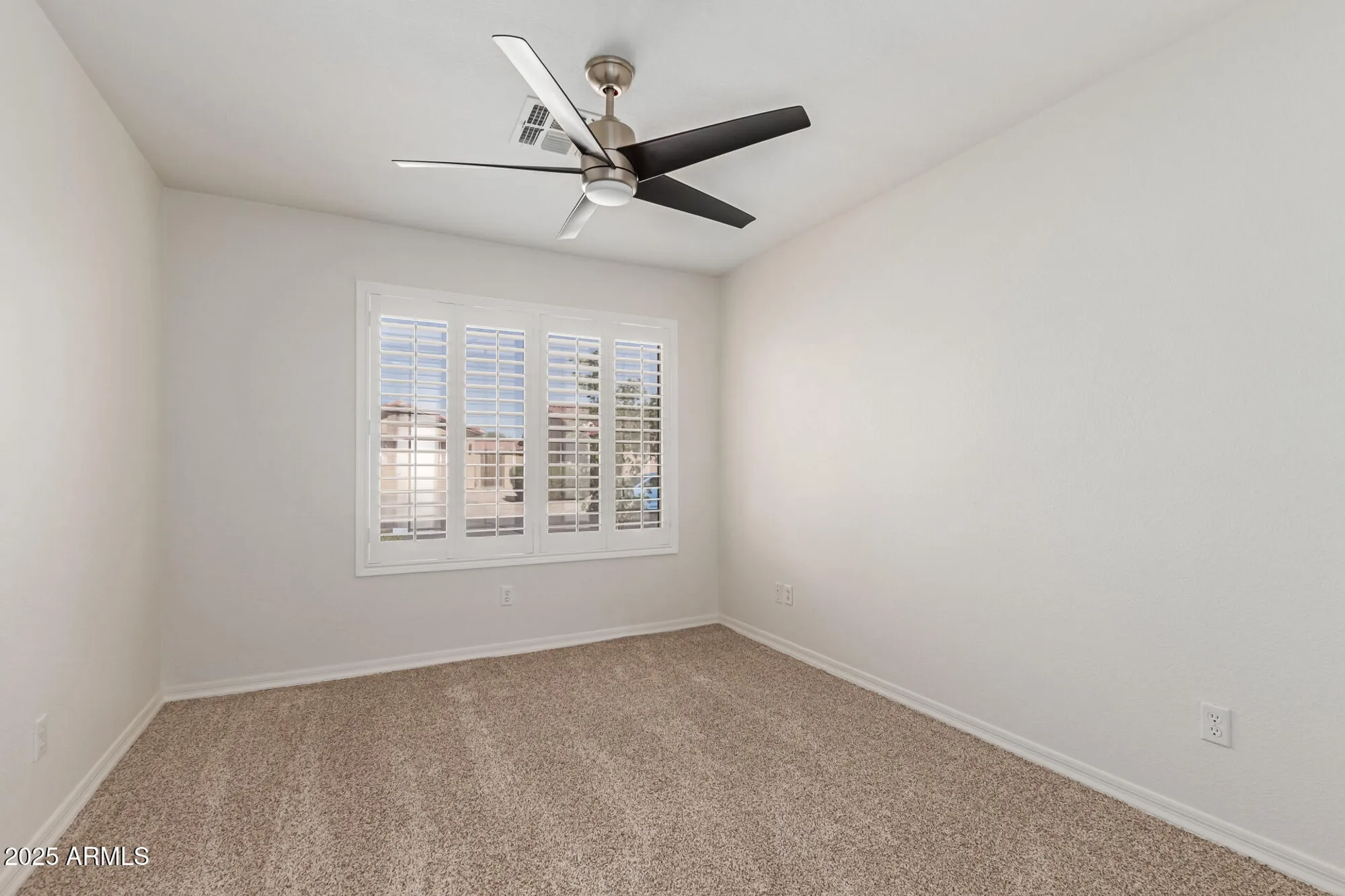 Property Slideshow image 27 of 47 | 4613 e walnut rd, Gilbert, AZ, 85298