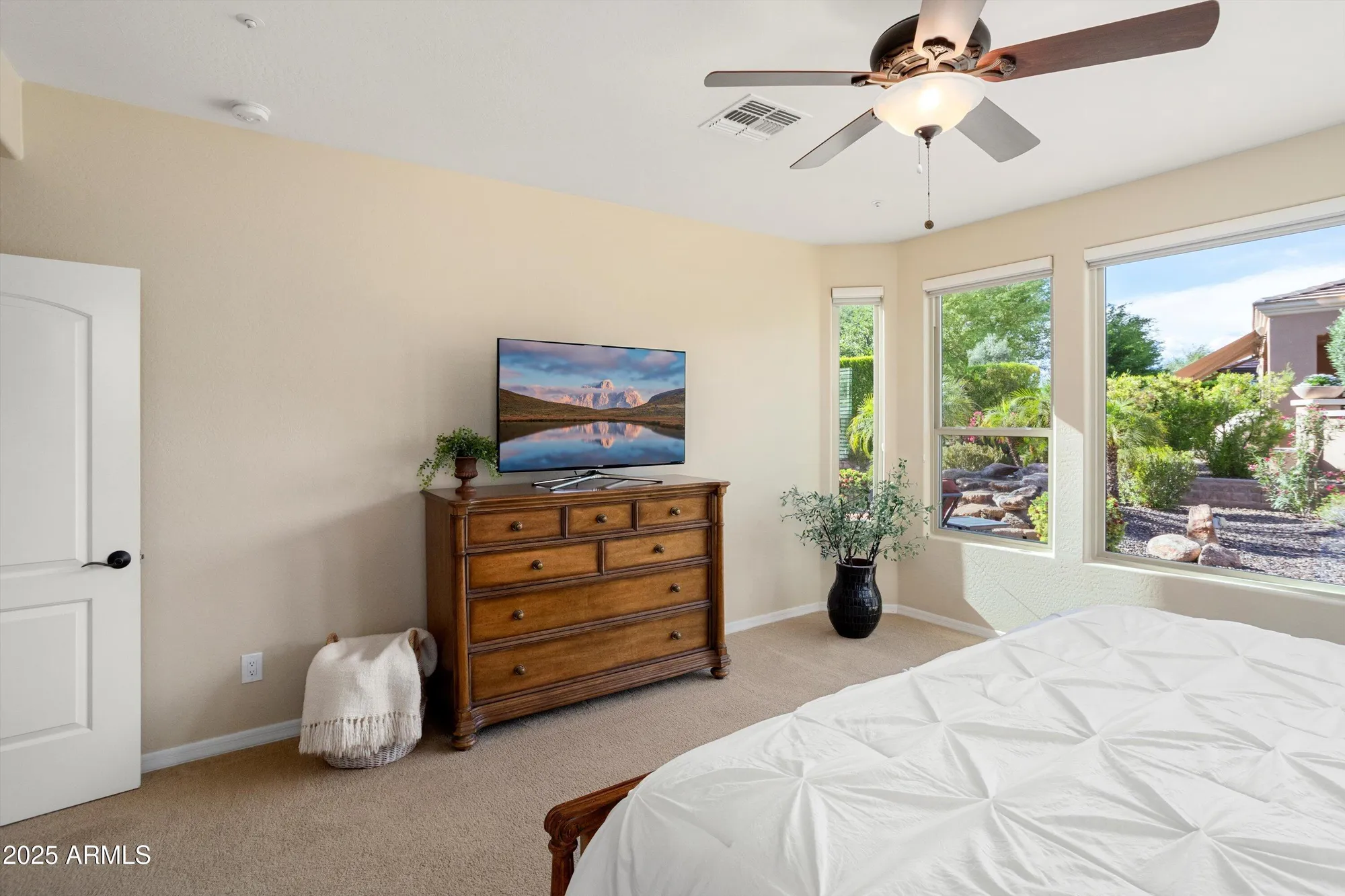 Property Slideshow image 17 of 57 | 12780 w desert vista trl, Peoria, AZ, 85383