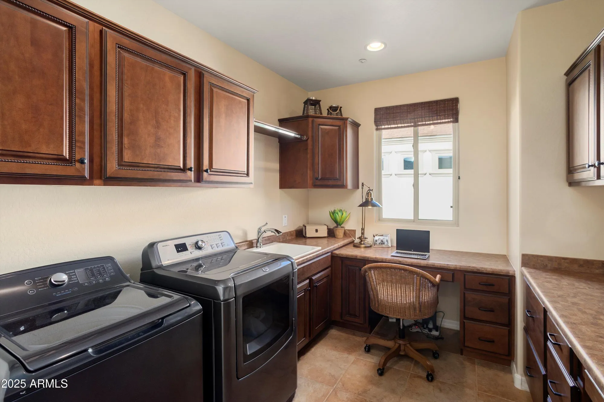 Property Slideshow image 25 of 57 | 12780 w desert vista trl, Peoria, AZ, 85383