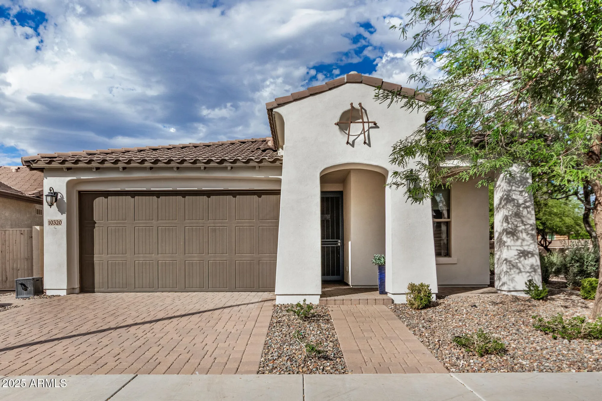 Property Slideshow image 1 of 30 | 10320 e tupelo ave, Mesa, AZ, 85212