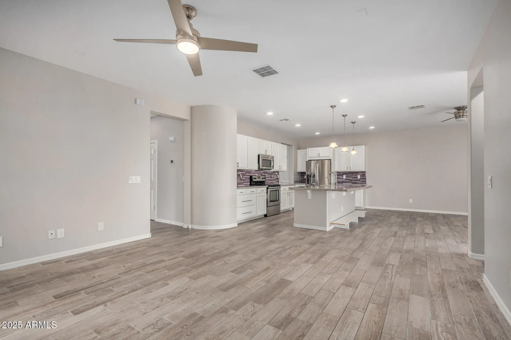 Property Slideshow image 9 of 30 | 10320 e tupelo ave, Mesa, AZ, 85212