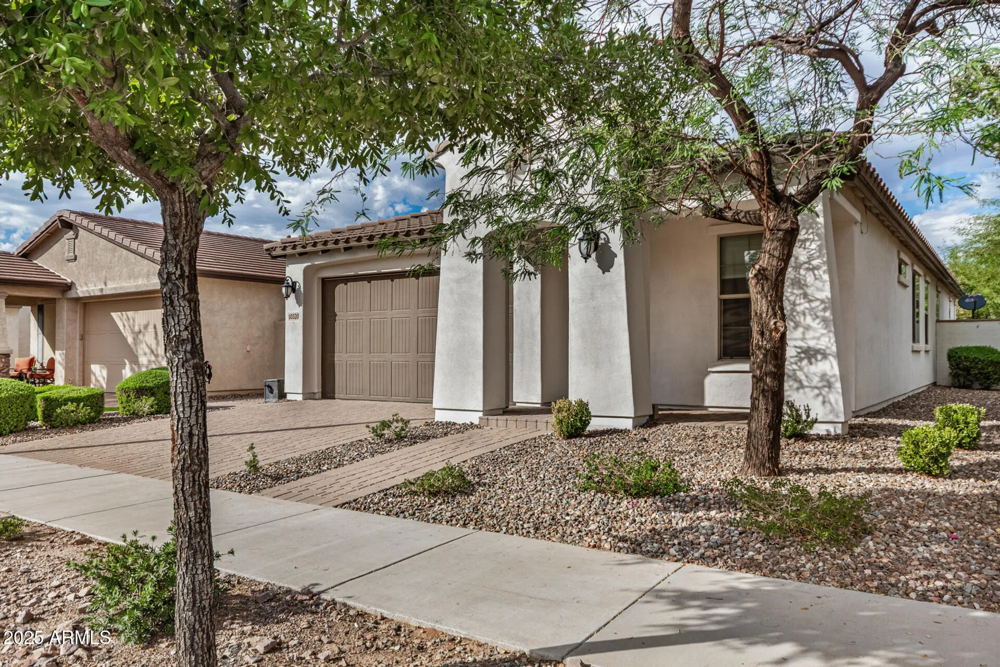Property Slideshow image 7 of 30 | 10320 e tupelo ave, Mesa, AZ, 85212