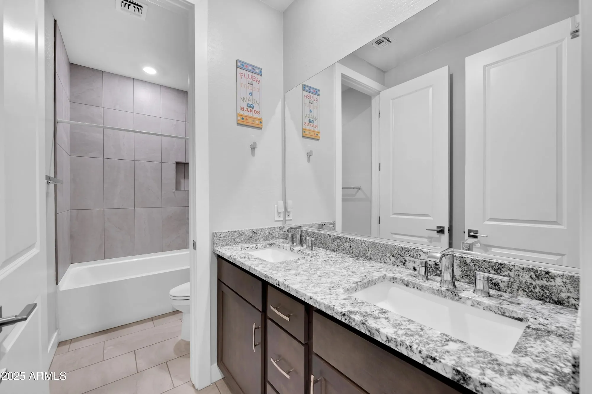 Property Slideshow image 19 of 38 | 18493 w hiddenview dr, Goodyear, AZ, 85338