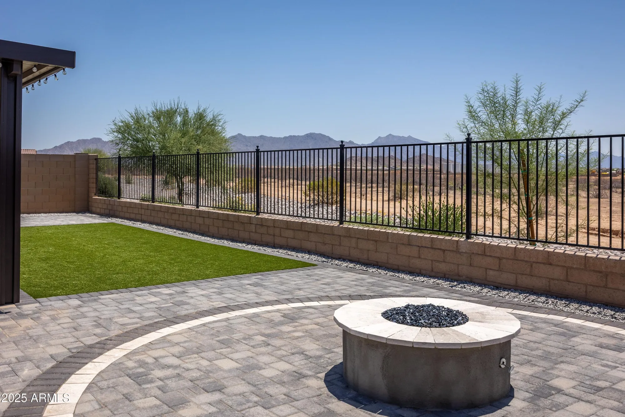 Property Slideshow image 27 of 38 | 18493 w hiddenview dr, Goodyear, AZ, 85338