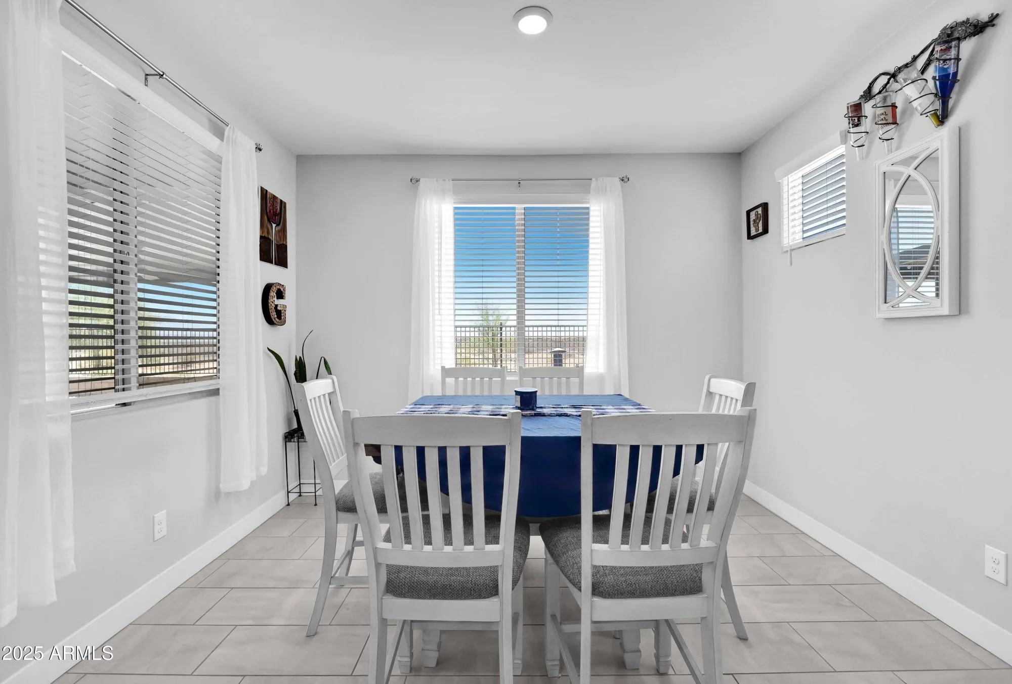 Property Slideshow image 13 of 38 | 18493 w hiddenview dr, Goodyear, AZ, 85338