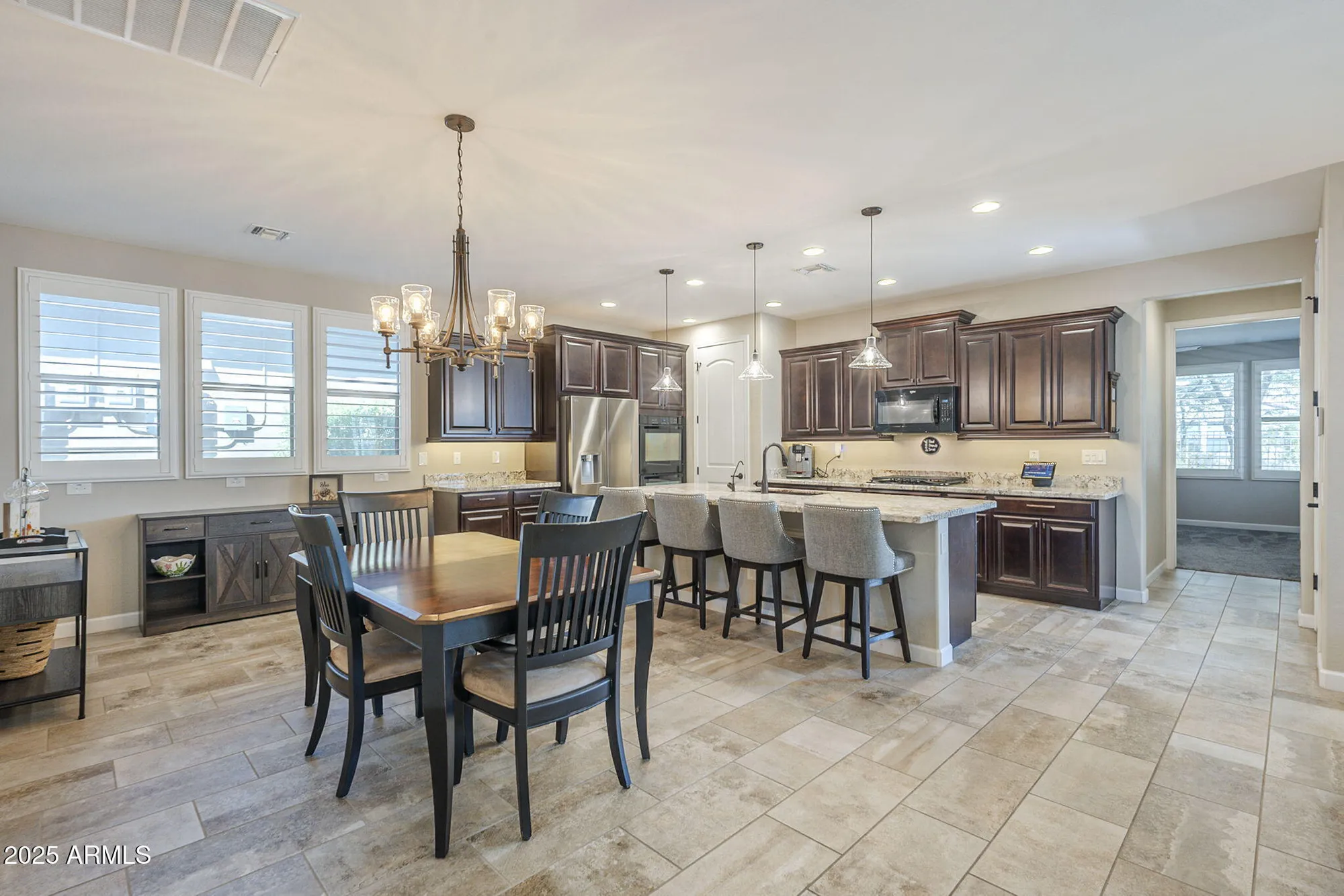 Property Slideshow image 19 of 72 | 20760 w minnezona ave, Buckeye, AZ, 85396