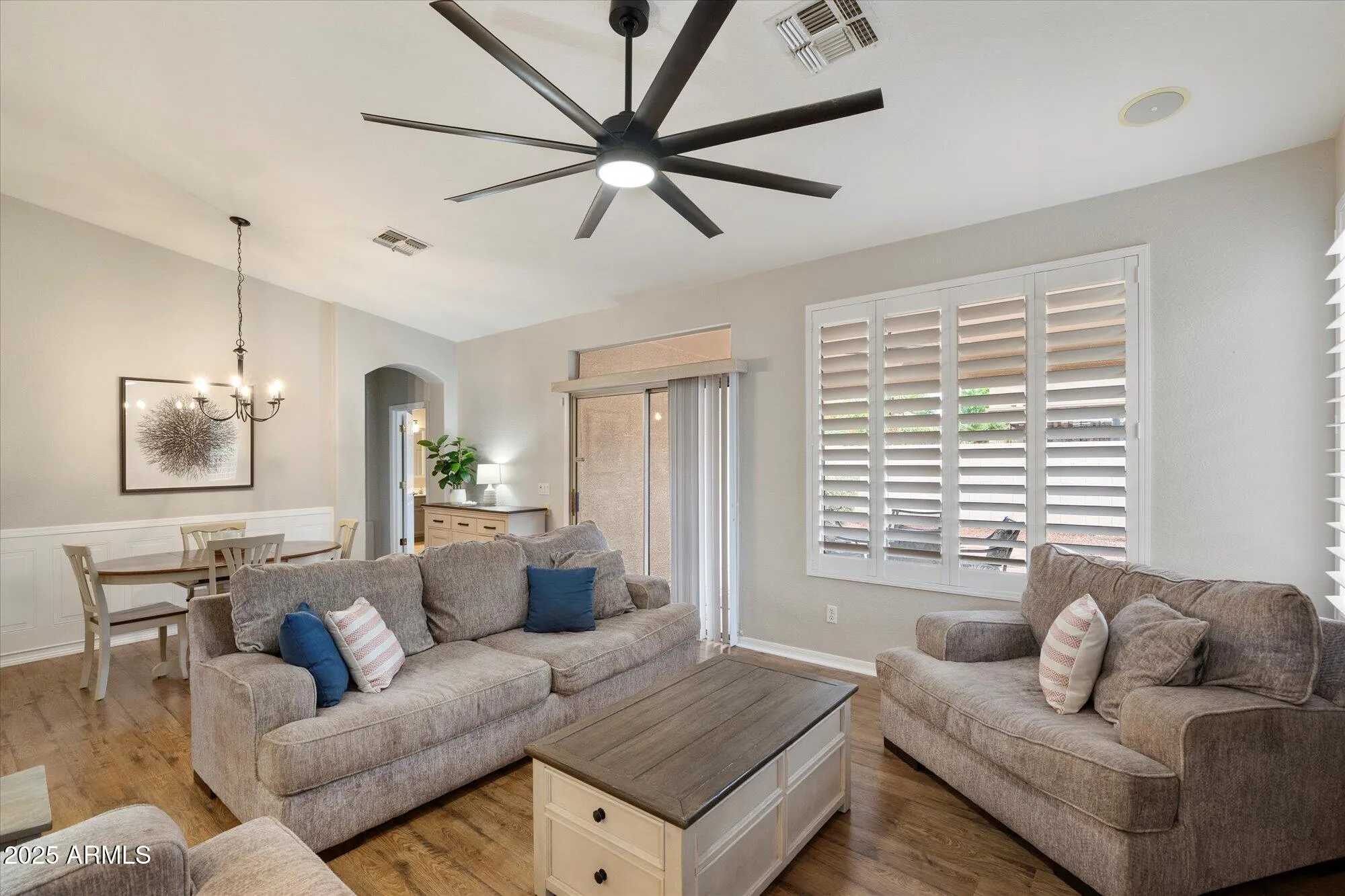 Property Slideshow image 9 of 34 | 4536 e strawberry dr, Gilbert, AZ, 85298