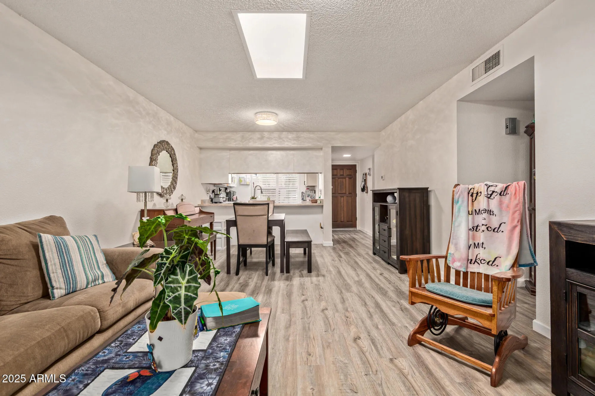 Property Slideshow image 4 of 24 | 7705 e mariposa way, Mesa, AZ, 85208