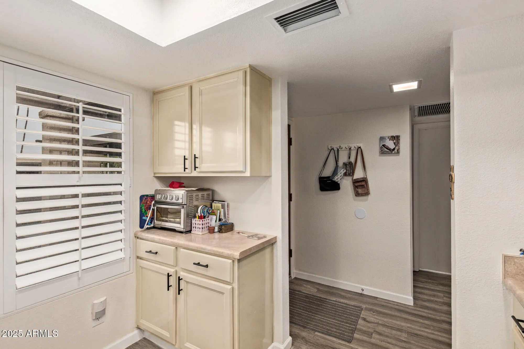 Property Slideshow image 11 of 24 | 7705 e mariposa way, Mesa, AZ, 85208