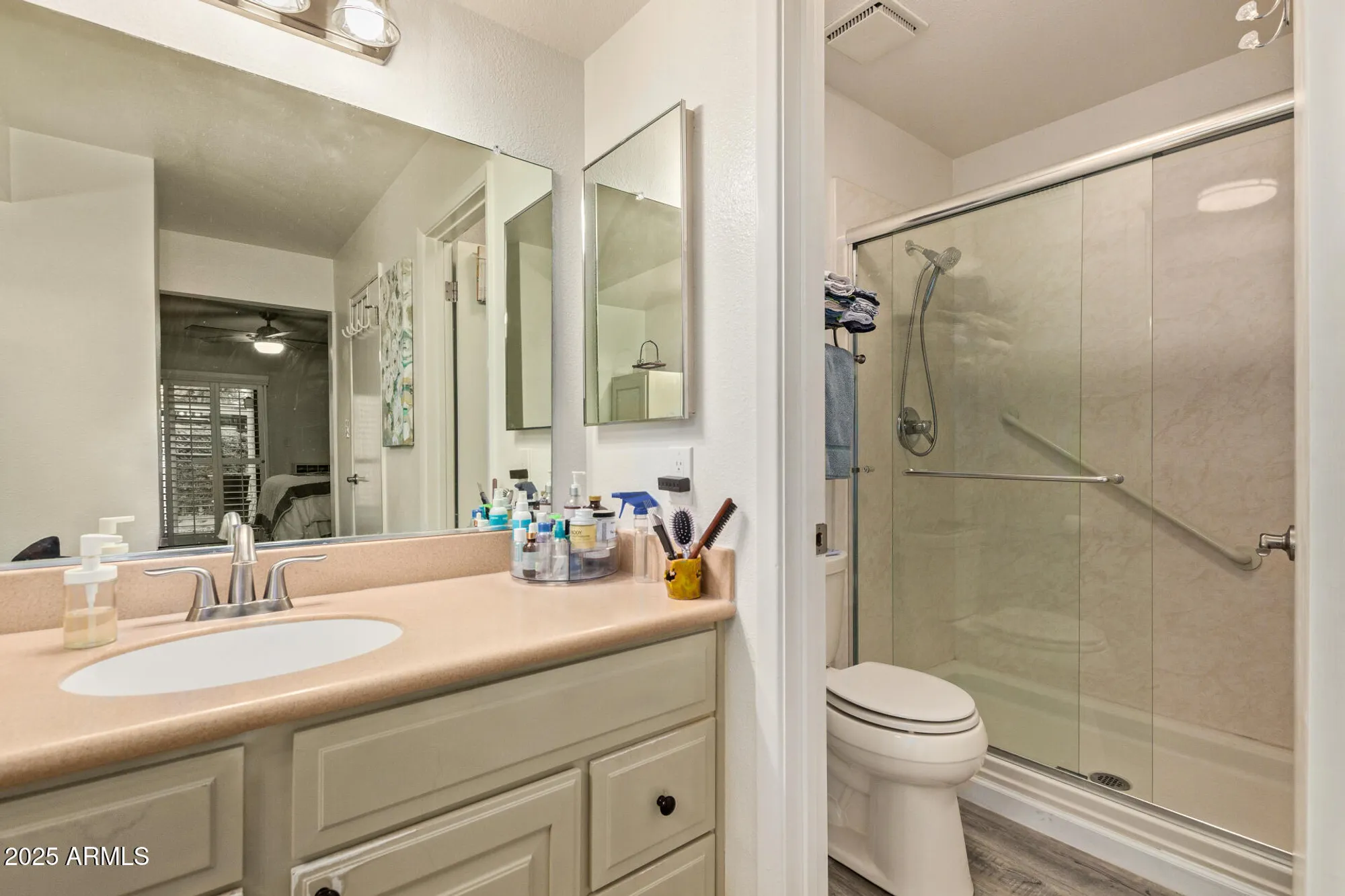 Property Slideshow image 17 of 24 | 7705 e mariposa way, Mesa, AZ, 85208