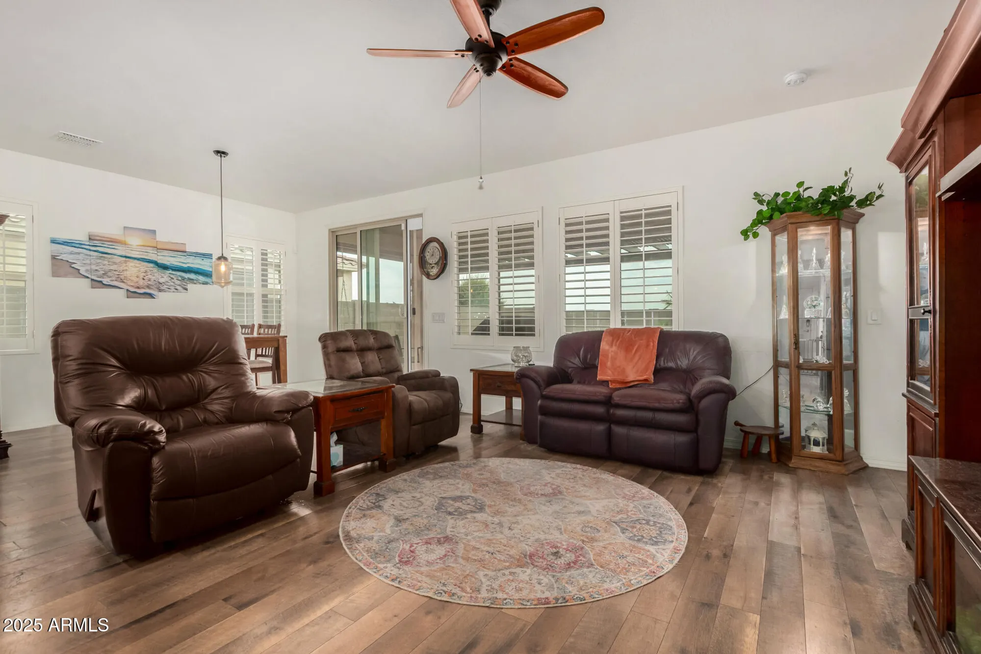 Property Slideshow image 10 of 50 | 18263 w cedarwood ln, Goodyear, AZ, 85338