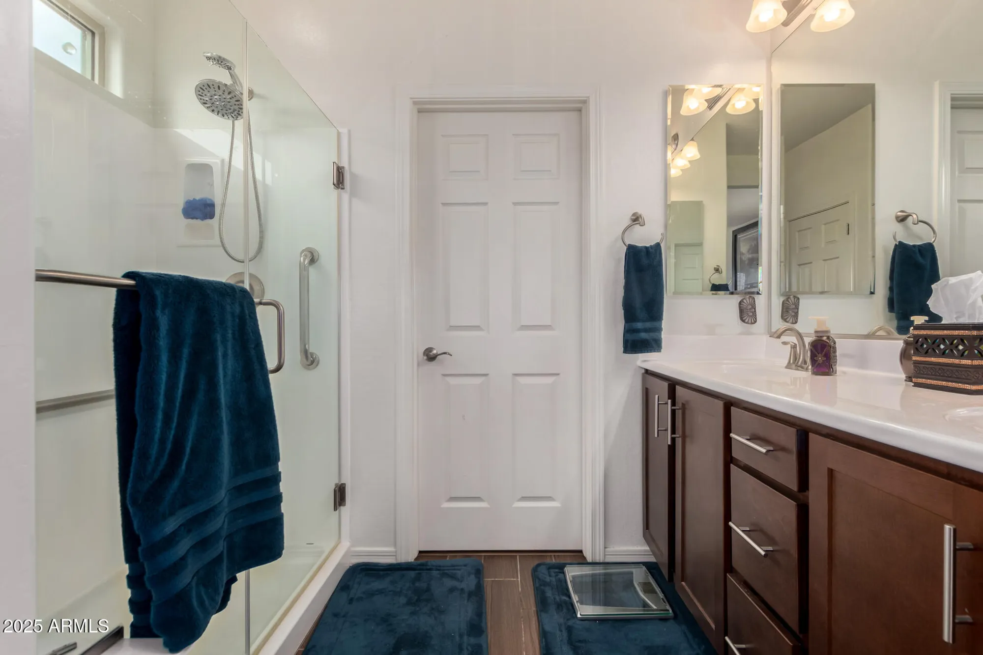 Property Slideshow image 17 of 50 | 18263 w cedarwood ln, Goodyear, AZ, 85338