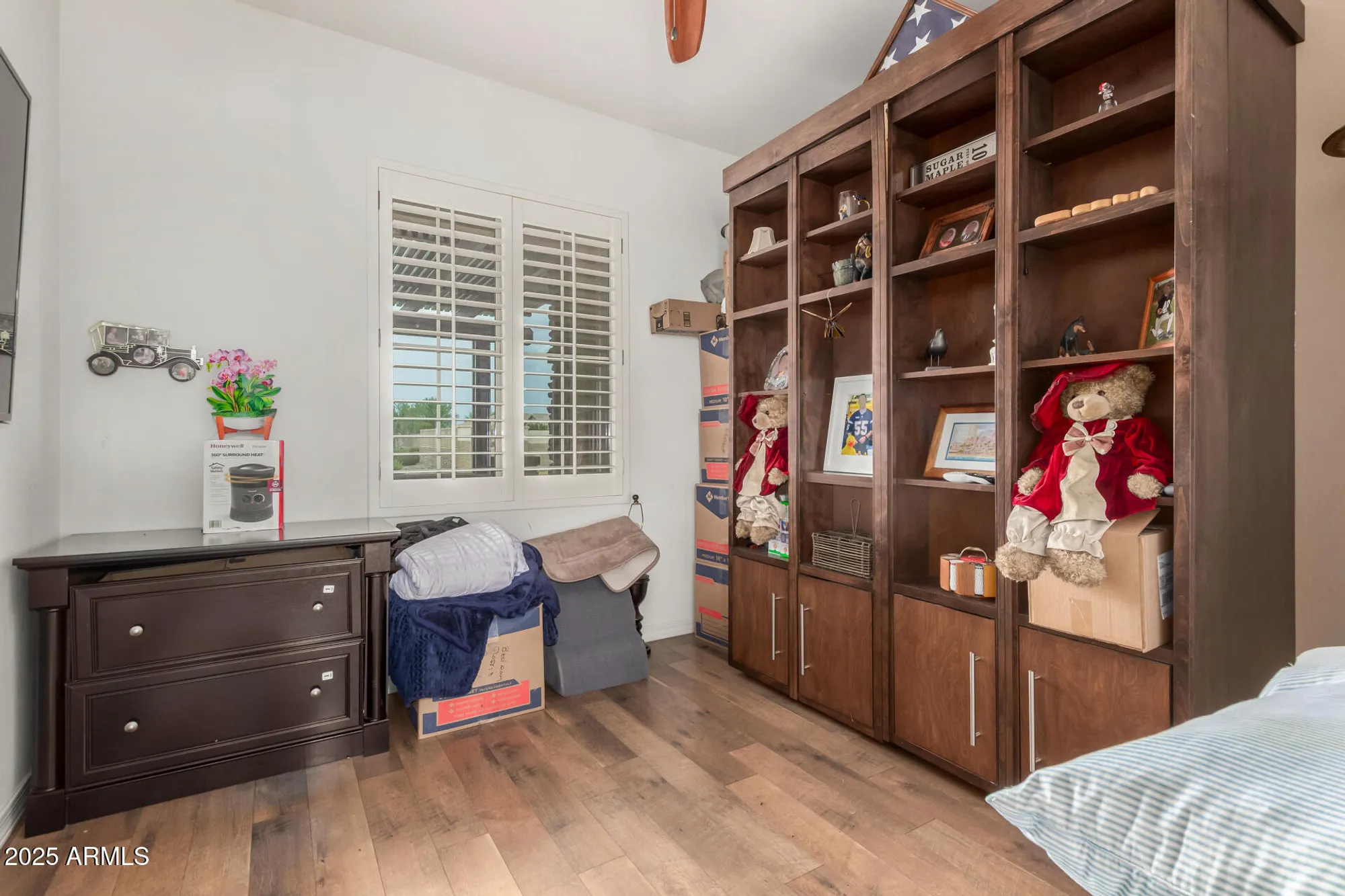 Property Slideshow image 18 of 50 | 18263 w cedarwood ln, Goodyear, AZ, 85338