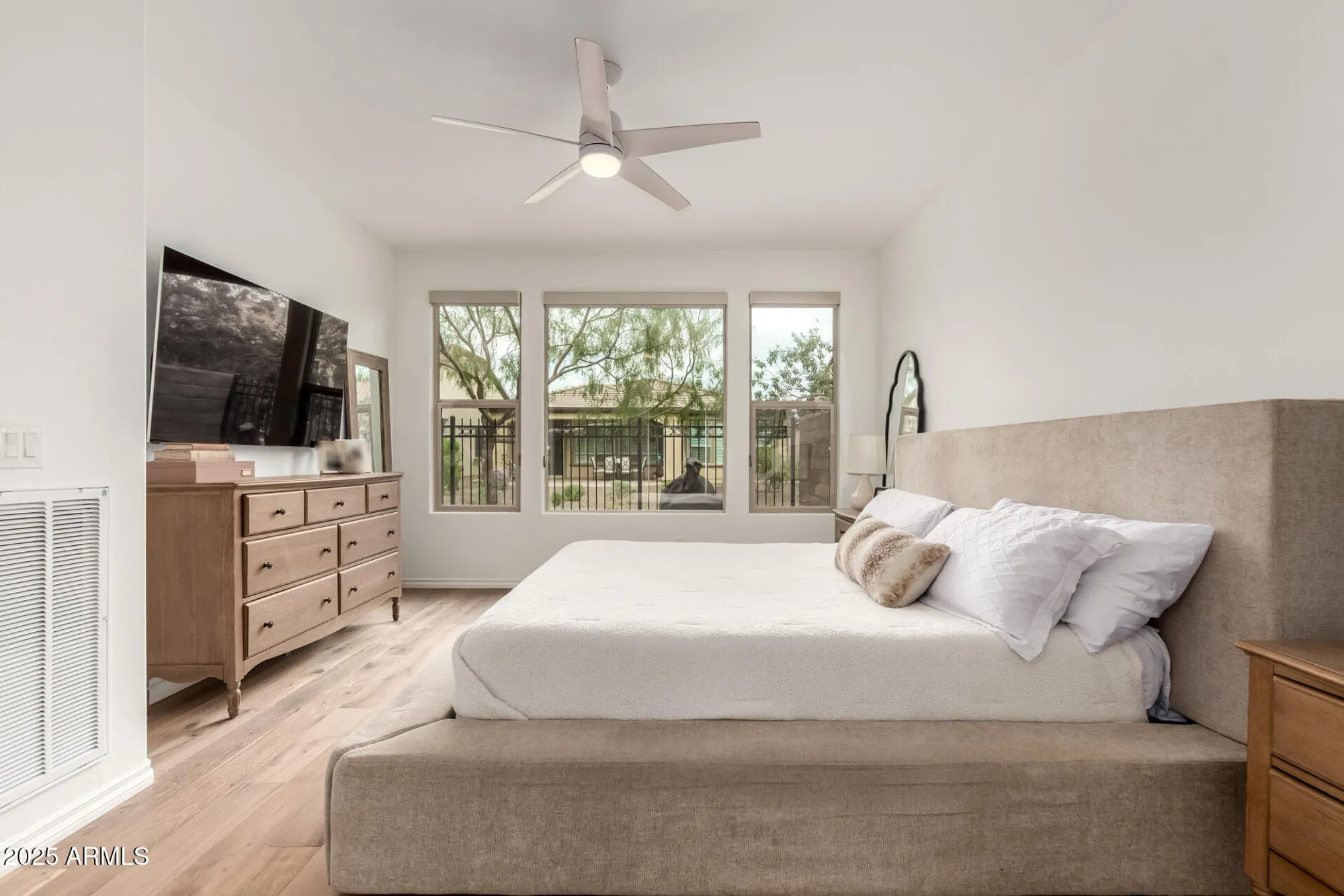 Property Slideshow image 13 of 54 | 396 e citrus hollow way, Queen Creek, AZ, 85140