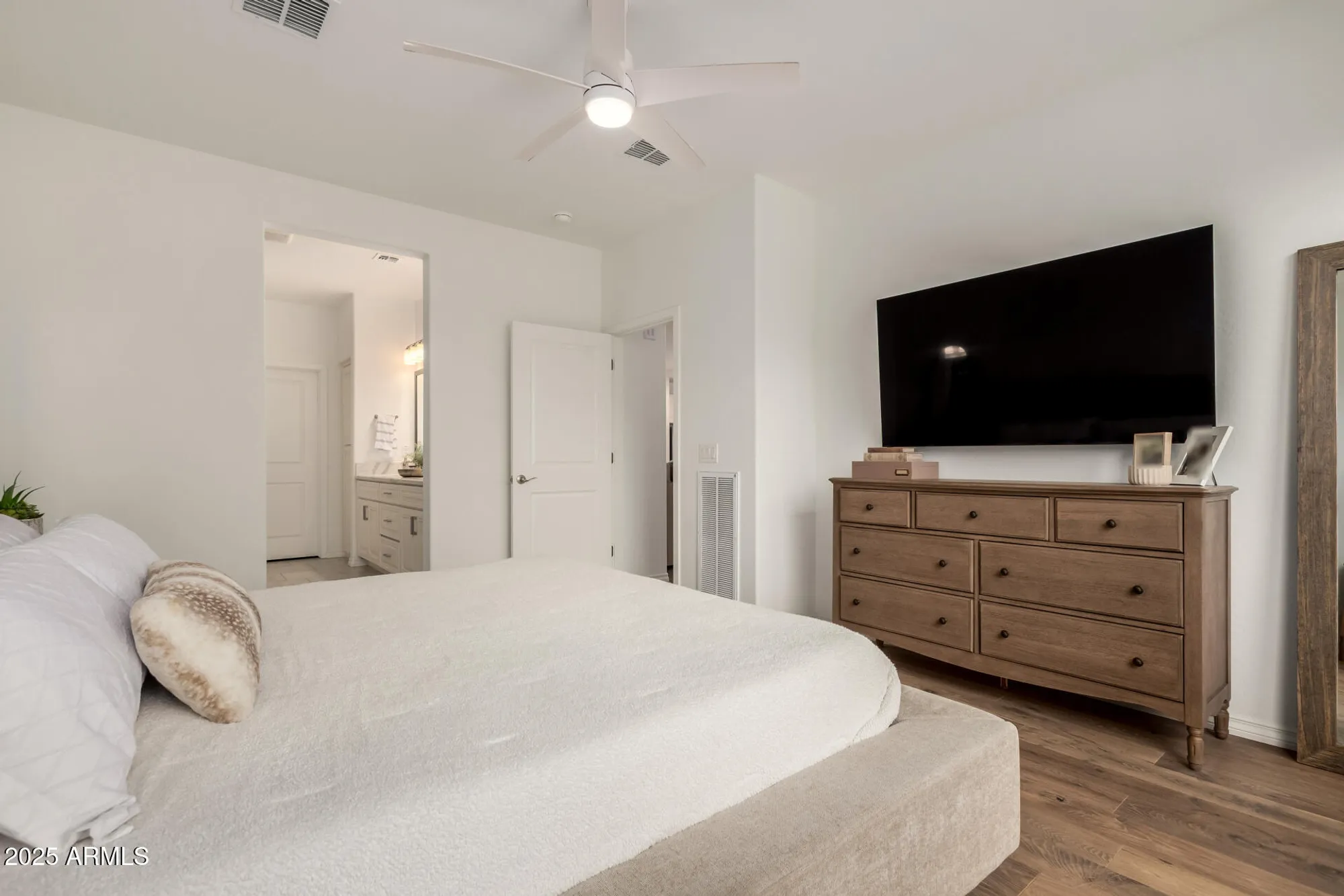 Property Slideshow image 14 of 54 | 396 e citrus hollow way, Queen Creek, AZ, 85140