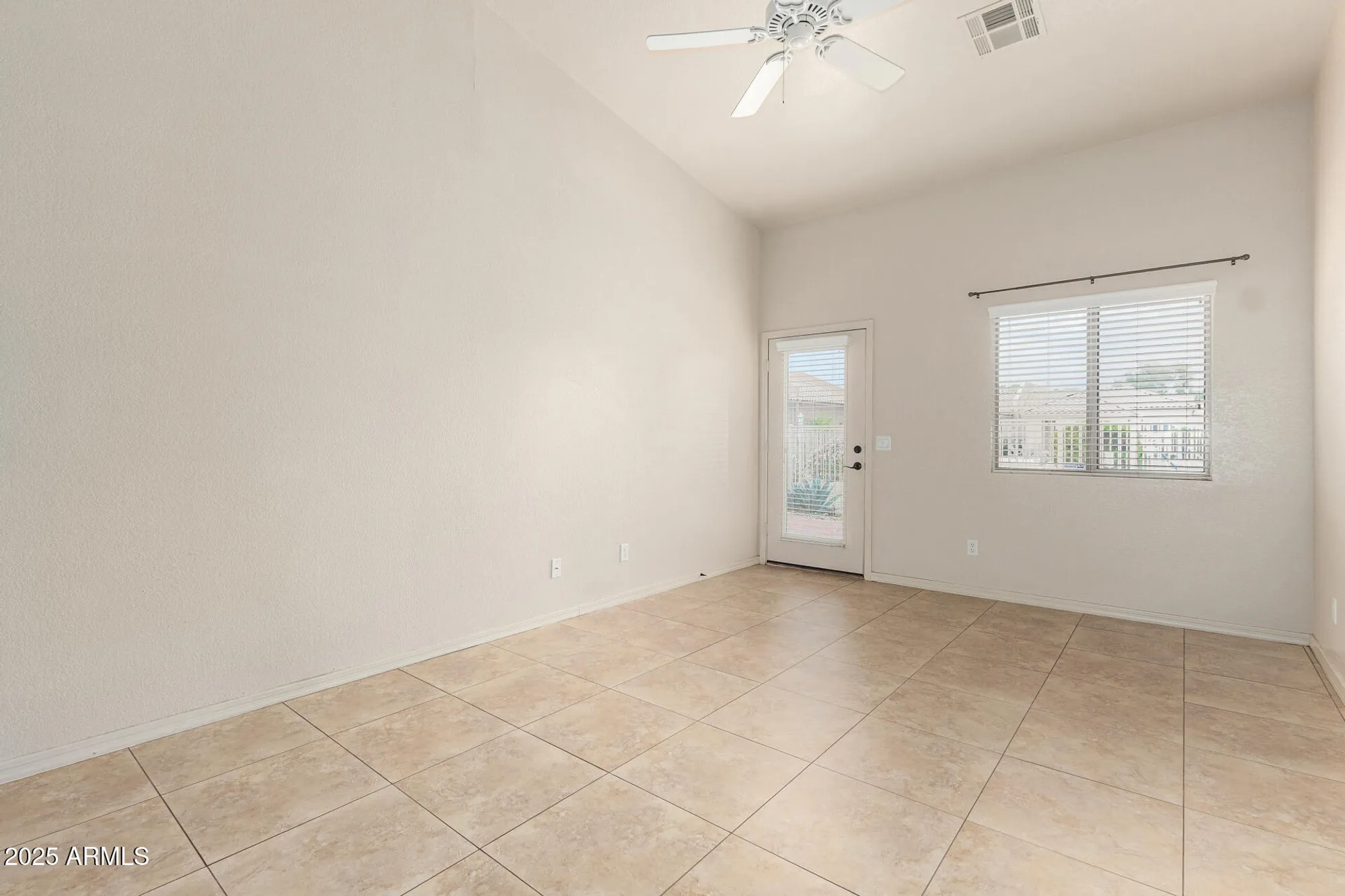 Property Slideshow image 19 of 40 | 18650 n 91st ave 4001, Peoria, AZ, 85382