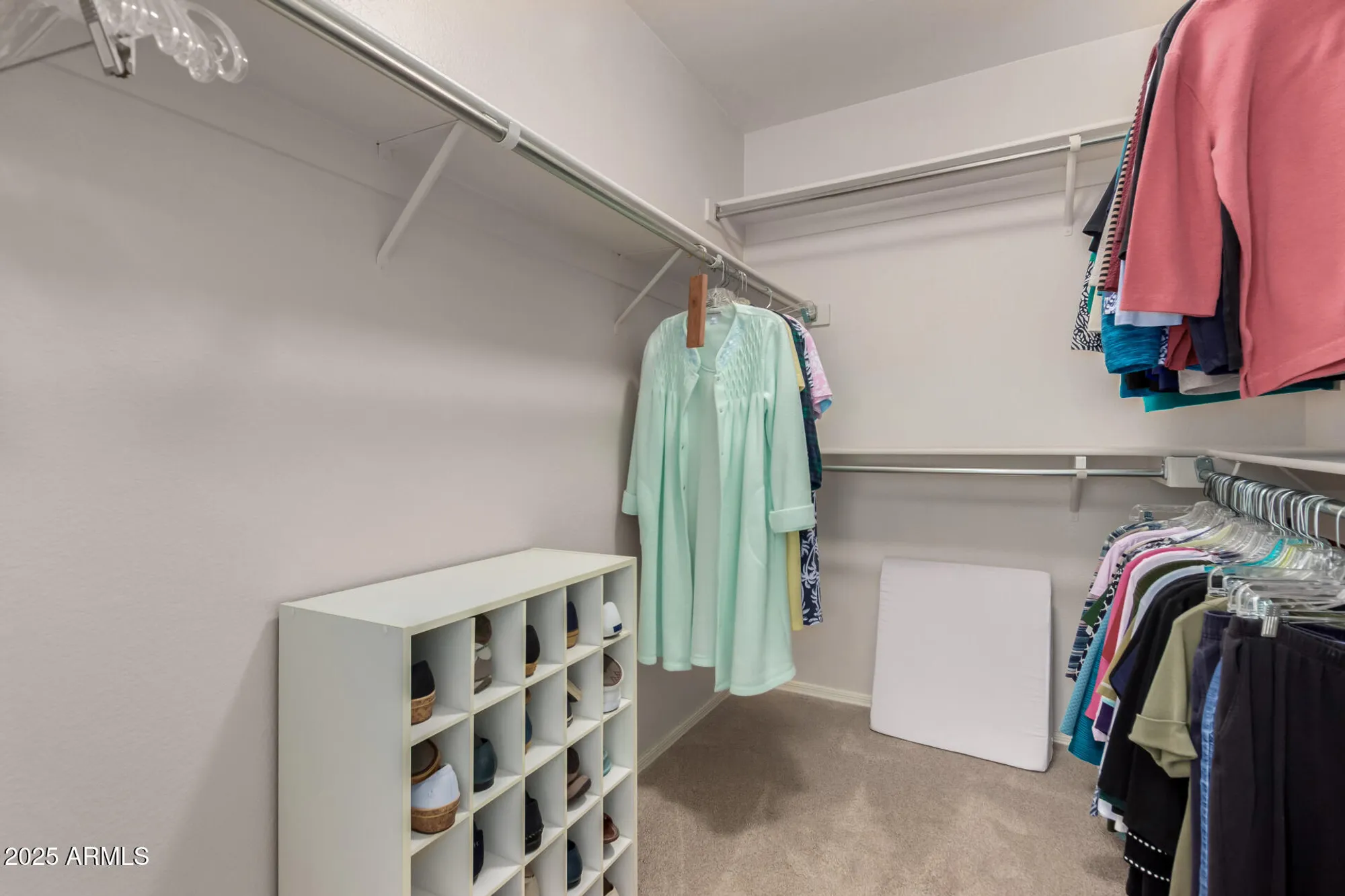 Property Slideshow image 18 of 46 | 10621 e halley dr, Sun Lakes, AZ, 85248