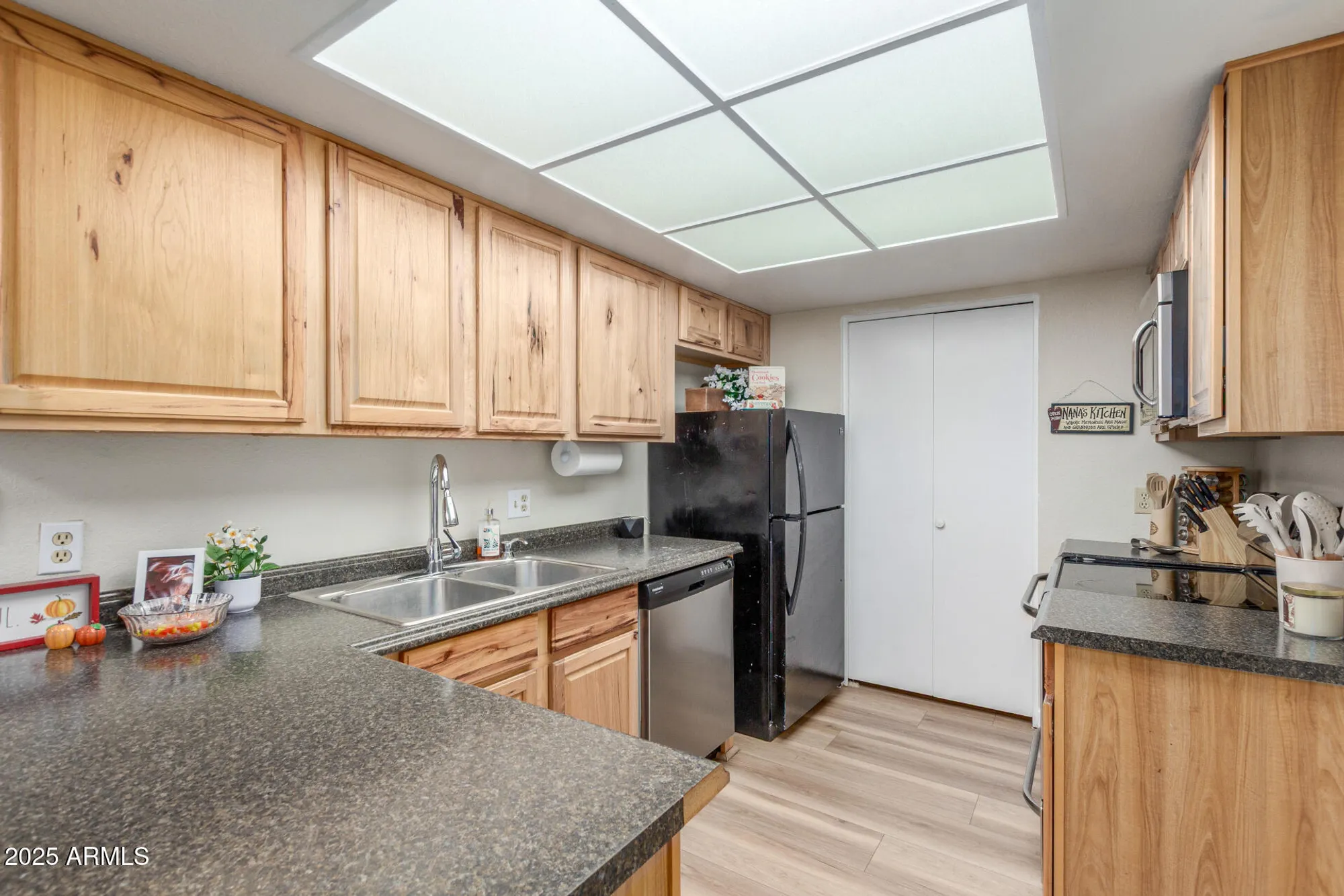 Property Slideshow image 7 of 20 | 90 leisure world, Mesa, AZ, 85206