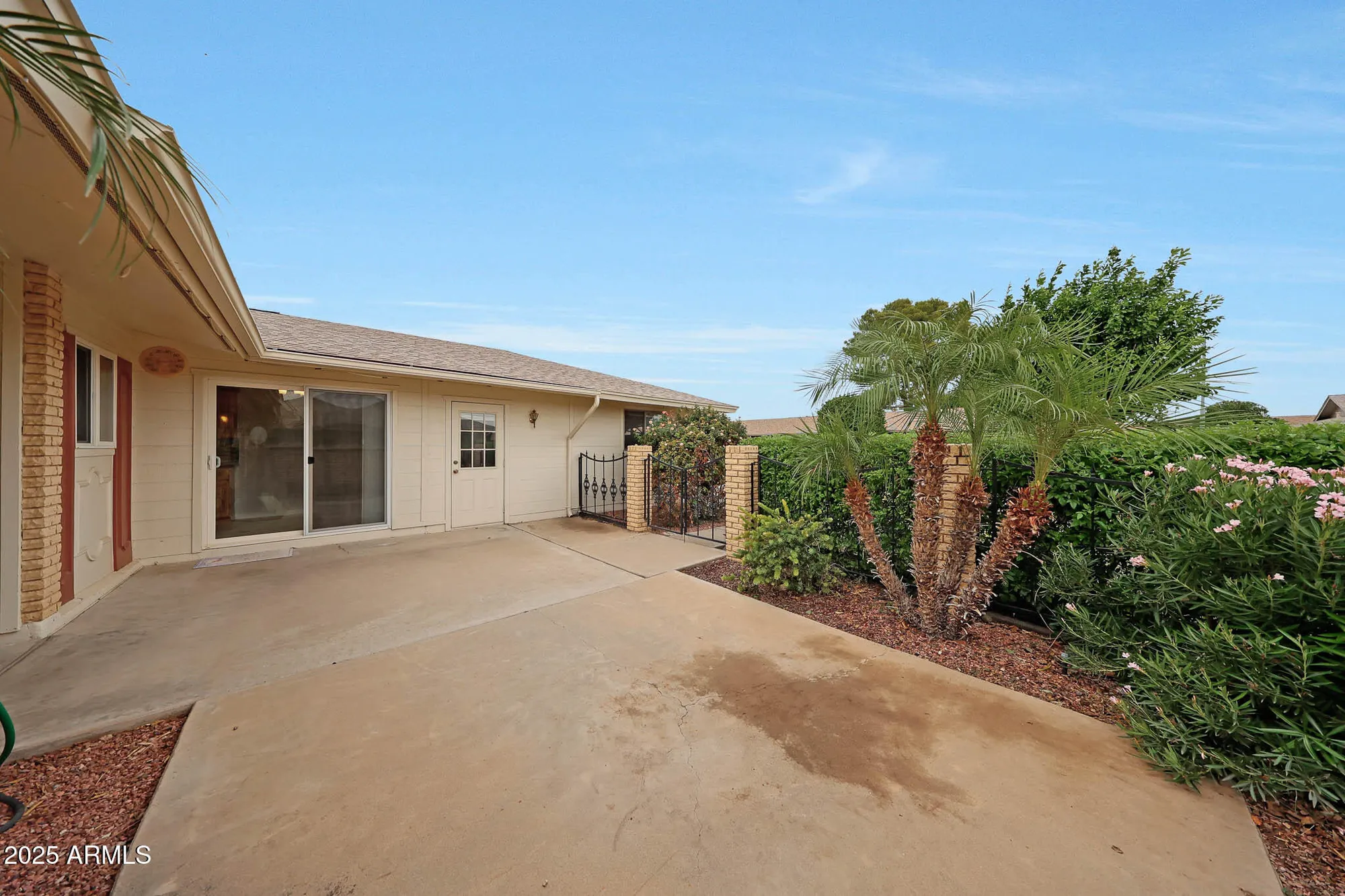 Property Slideshow image 36 of 44 | 10617 w el capitan cir, Sun City, AZ, 85351