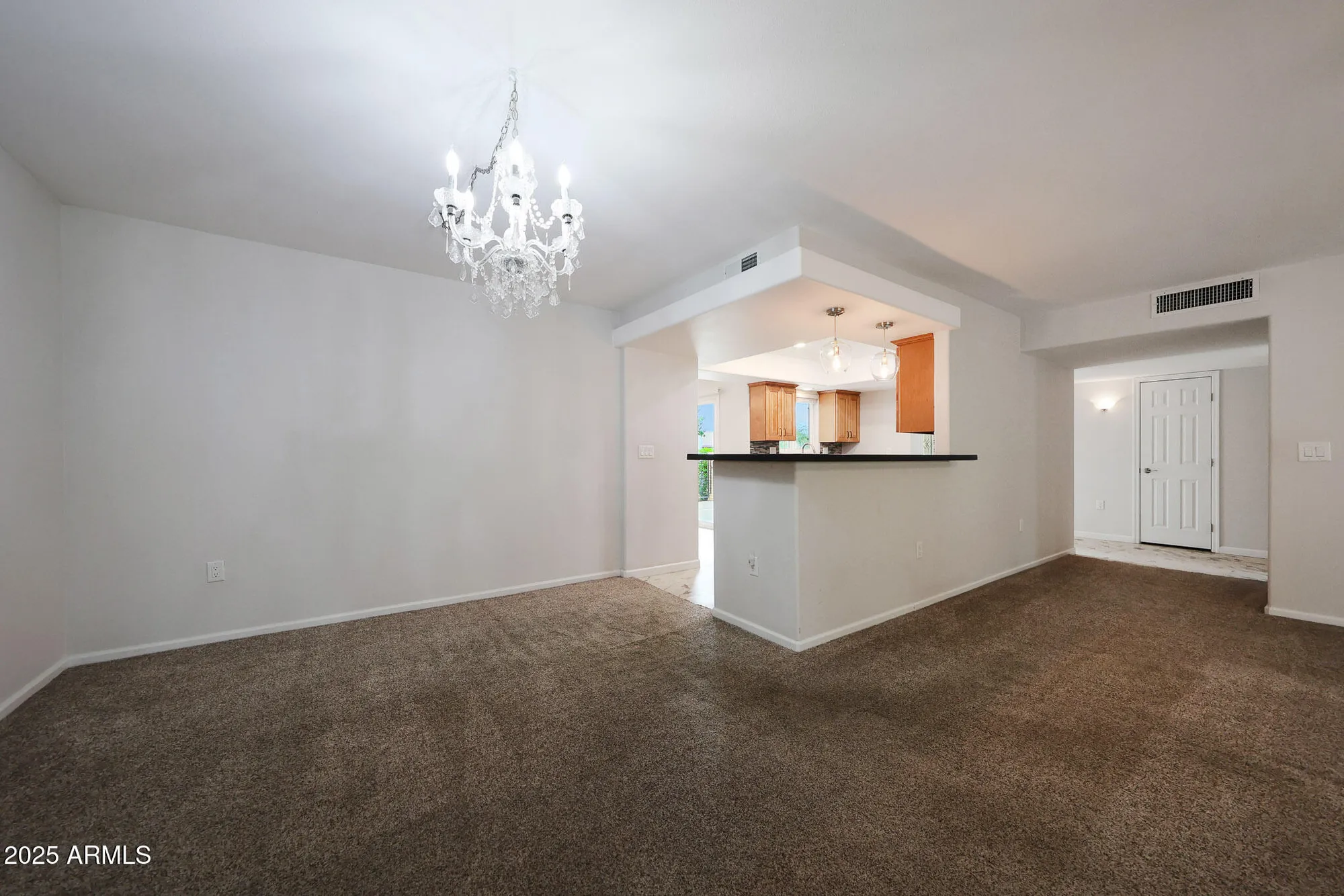 Property Slideshow image 12 of 44 | 10617 w el capitan cir, Sun City, AZ, 85351