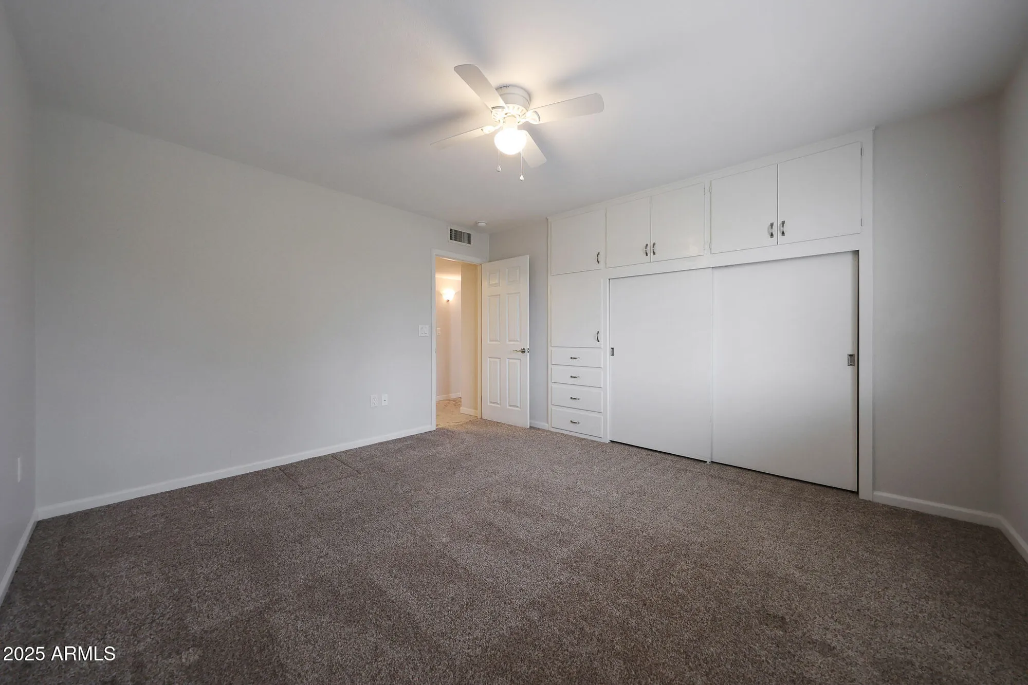 Property Slideshow image 19 of 44 | 10617 w el capitan cir, Sun City, AZ, 85351