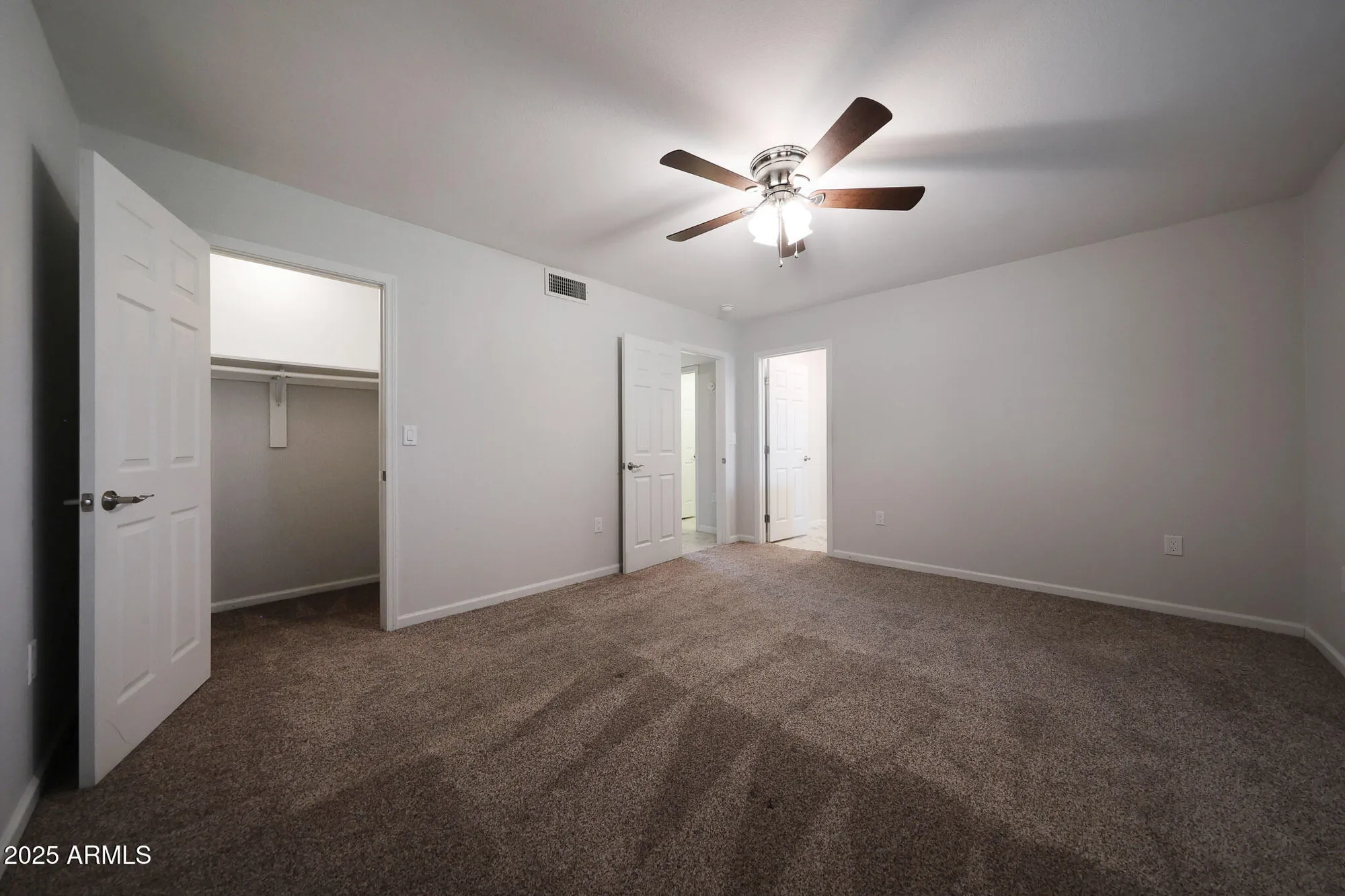 Property Slideshow image 25 of 44 | 10617 w el capitan cir, Sun City, AZ, 85351