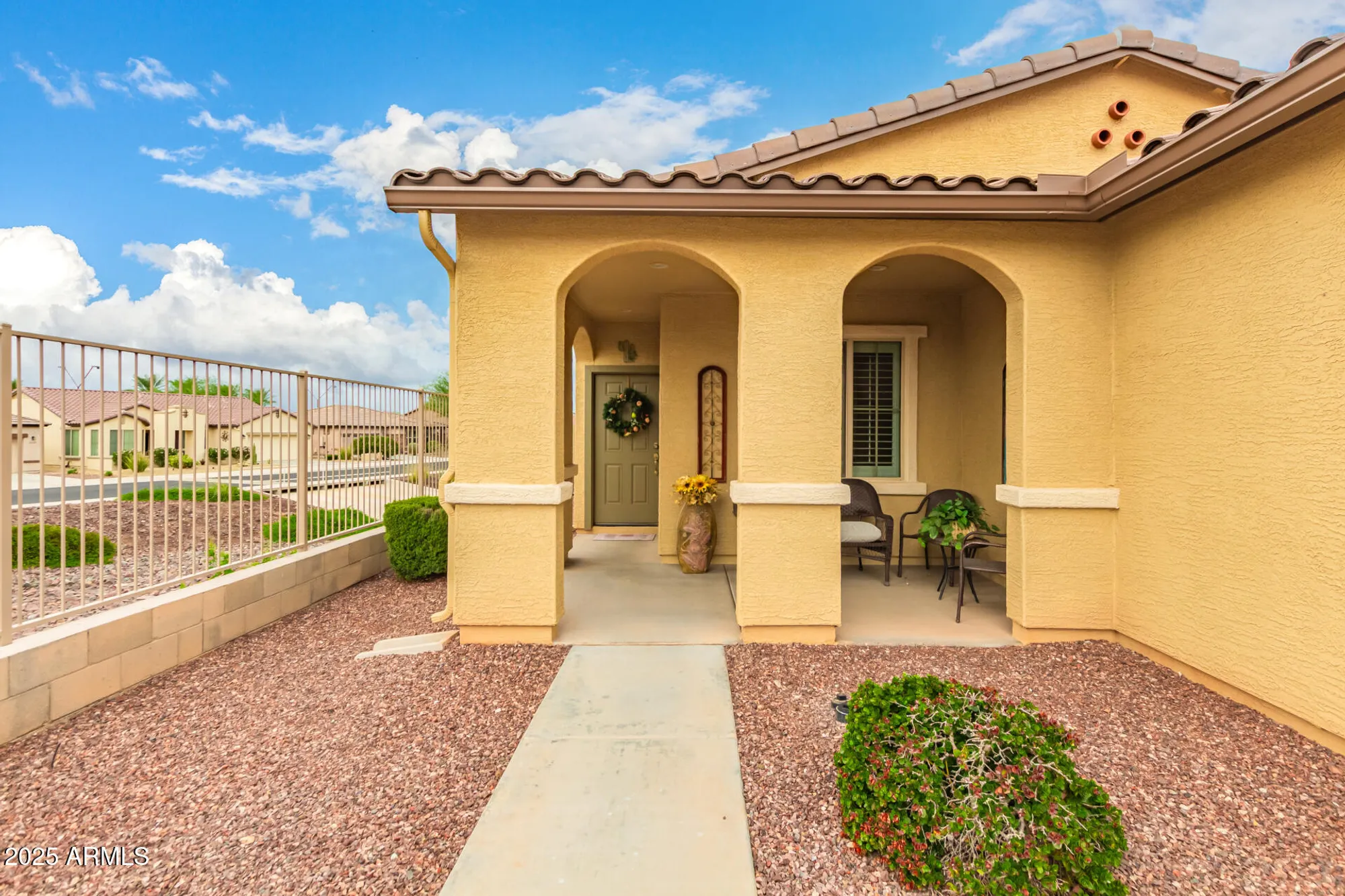 Property Slideshow image 4 of 44 | 17540 w glenhaven dr, Goodyear, AZ, 85338