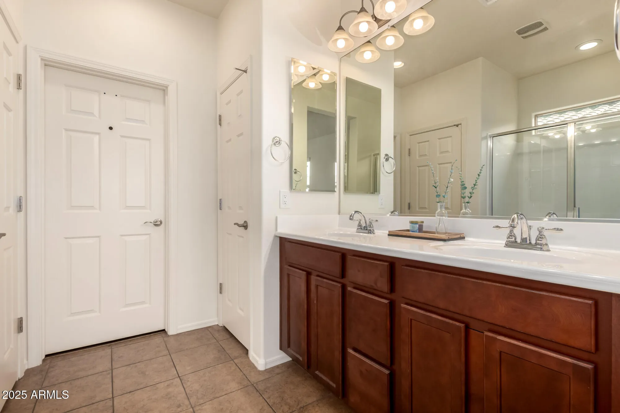 Property Slideshow image 17 of 44 | 17540 w glenhaven dr, Goodyear, AZ, 85338