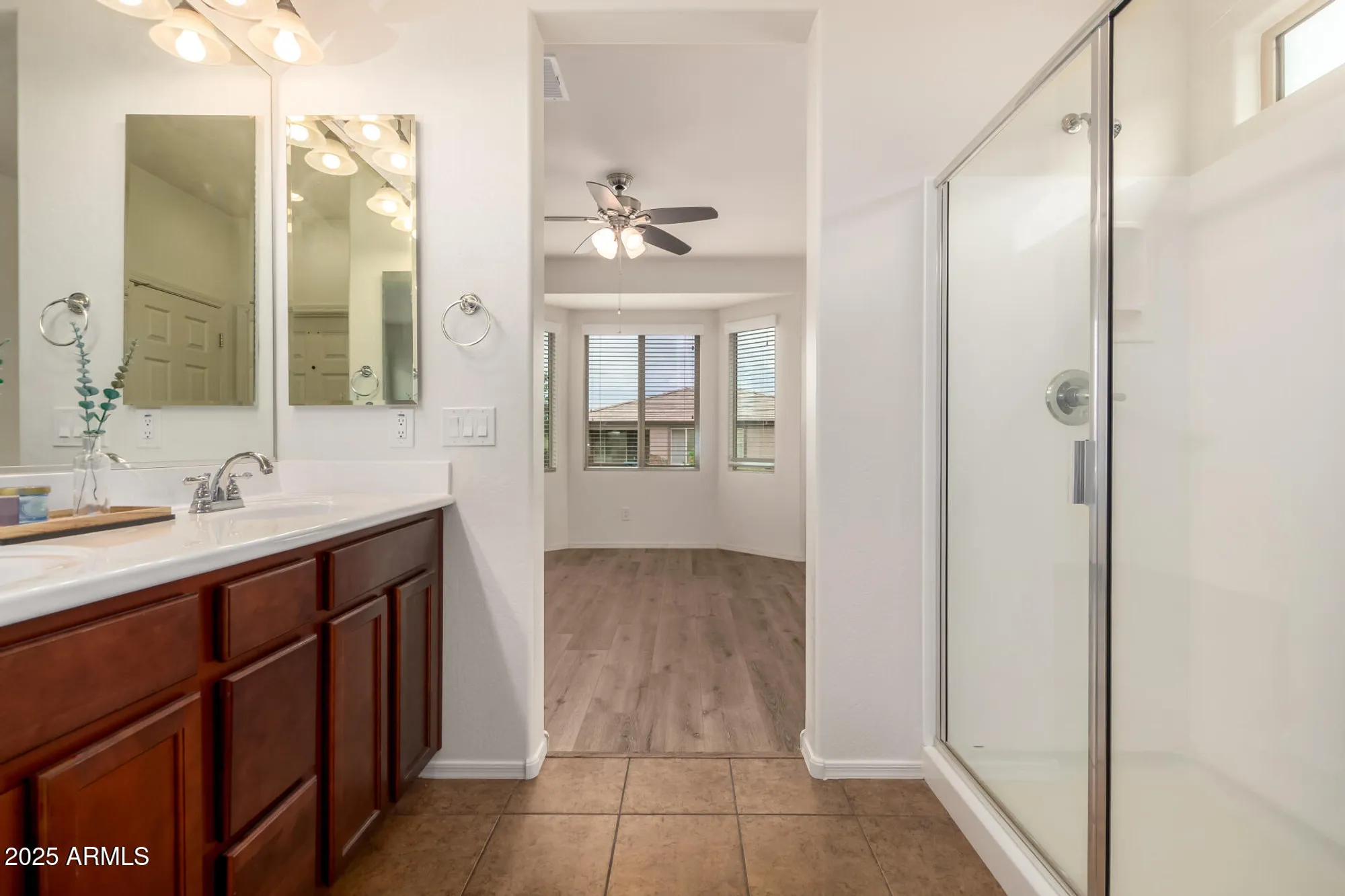 Property Slideshow image 18 of 44 | 17540 w glenhaven dr, Goodyear, AZ, 85338