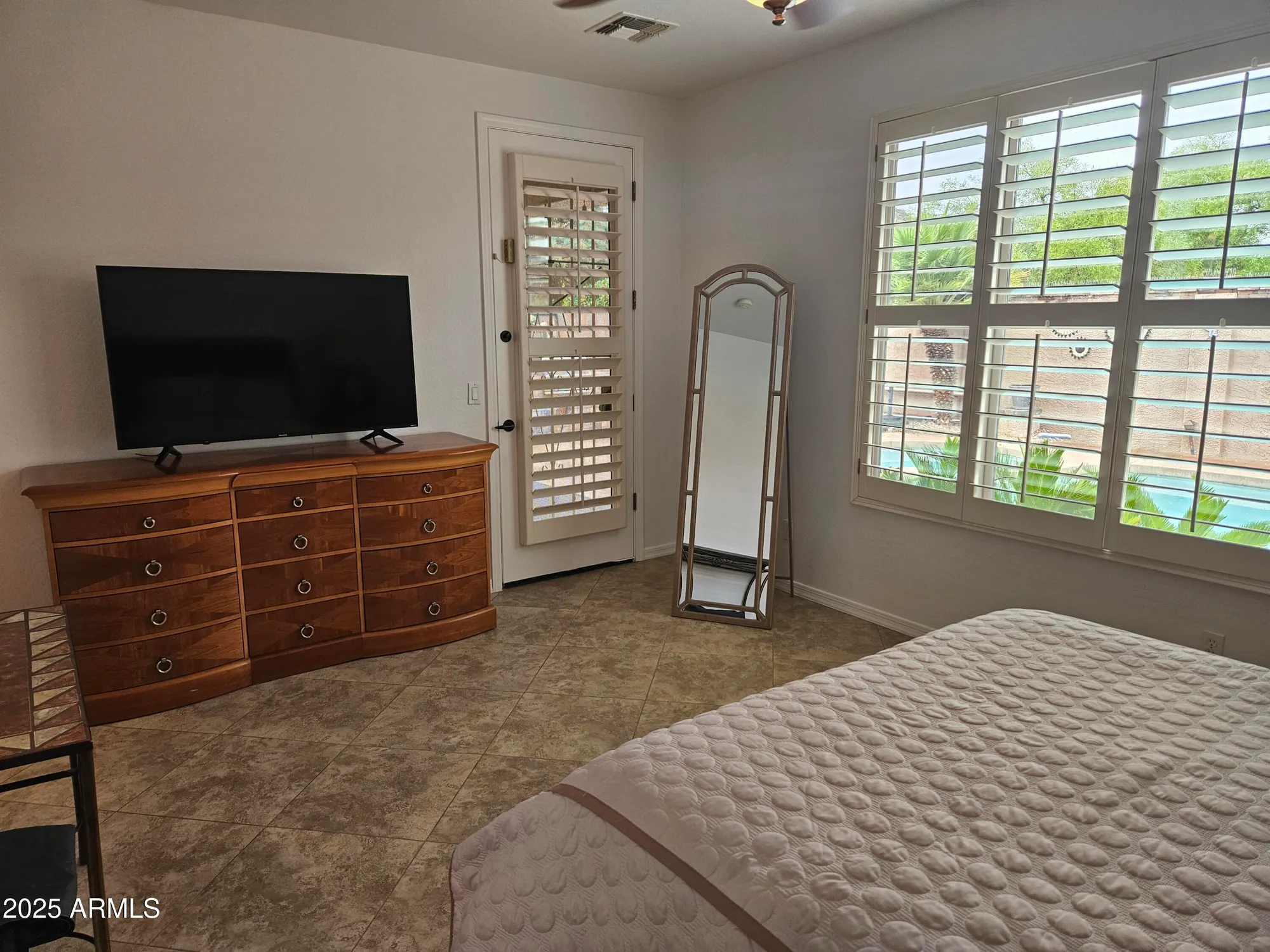 Property Slideshow image 16 of 27 | 202 w twin peaks pkwy, San Tan Valley, AZ, 85143