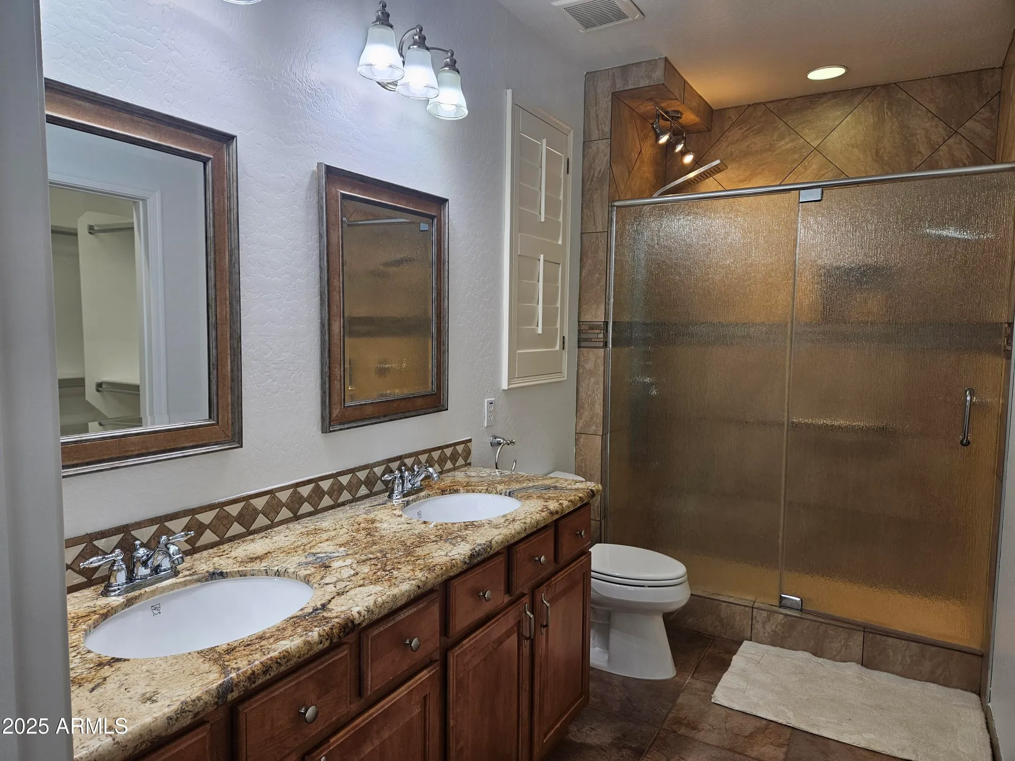 Property Slideshow image 18 of 27 | 202 w twin peaks pkwy, San Tan Valley, AZ, 85143