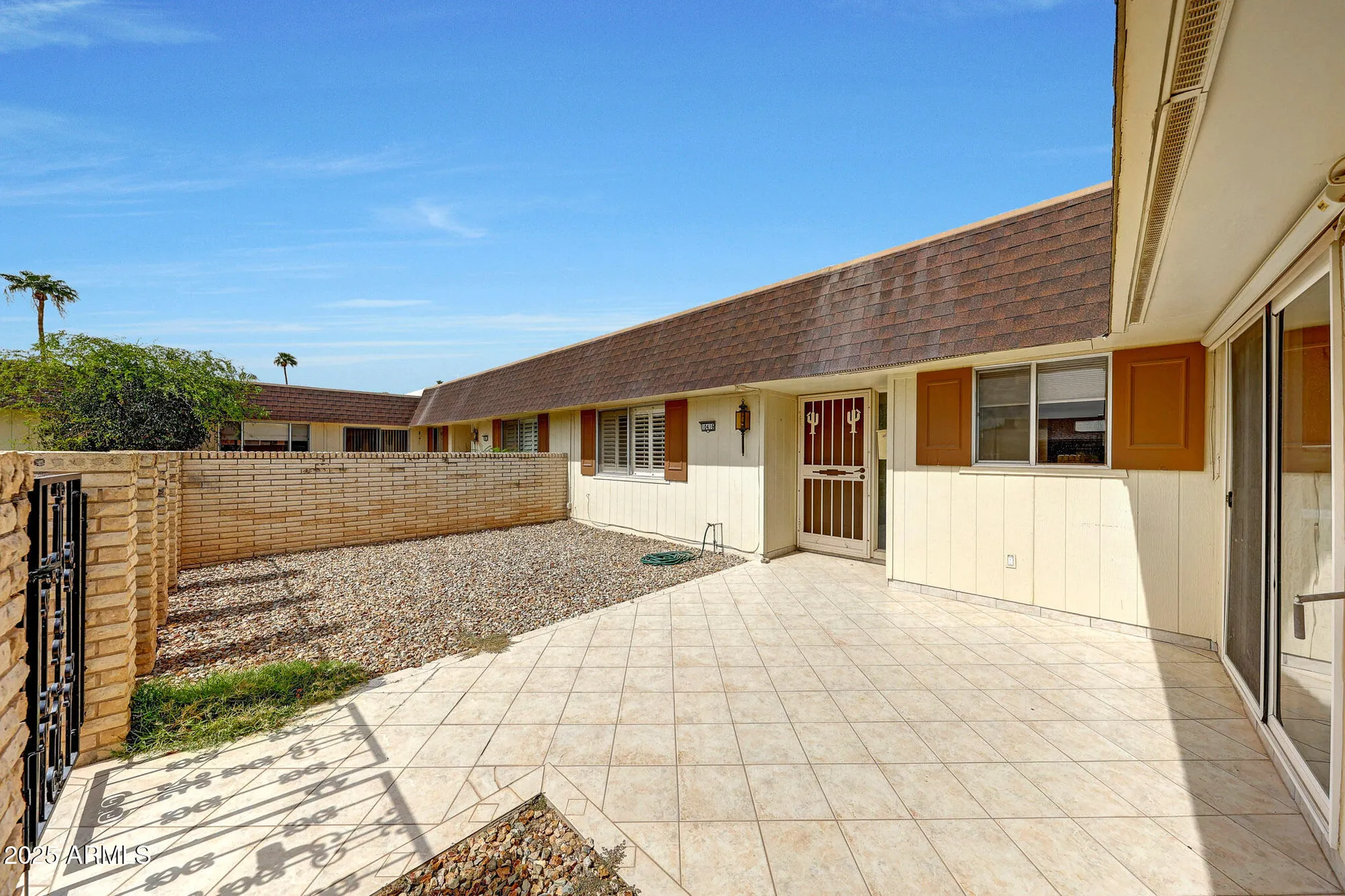 Property Slideshow image 5 of 28 | 10416 w prairie hills cir, Sun City, AZ, 85351