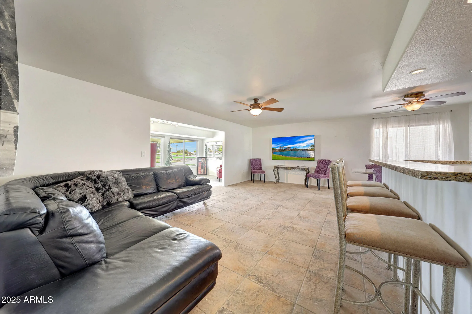 Property Slideshow image 14 of 28 | 10416 w prairie hills cir, Sun City, AZ, 85351