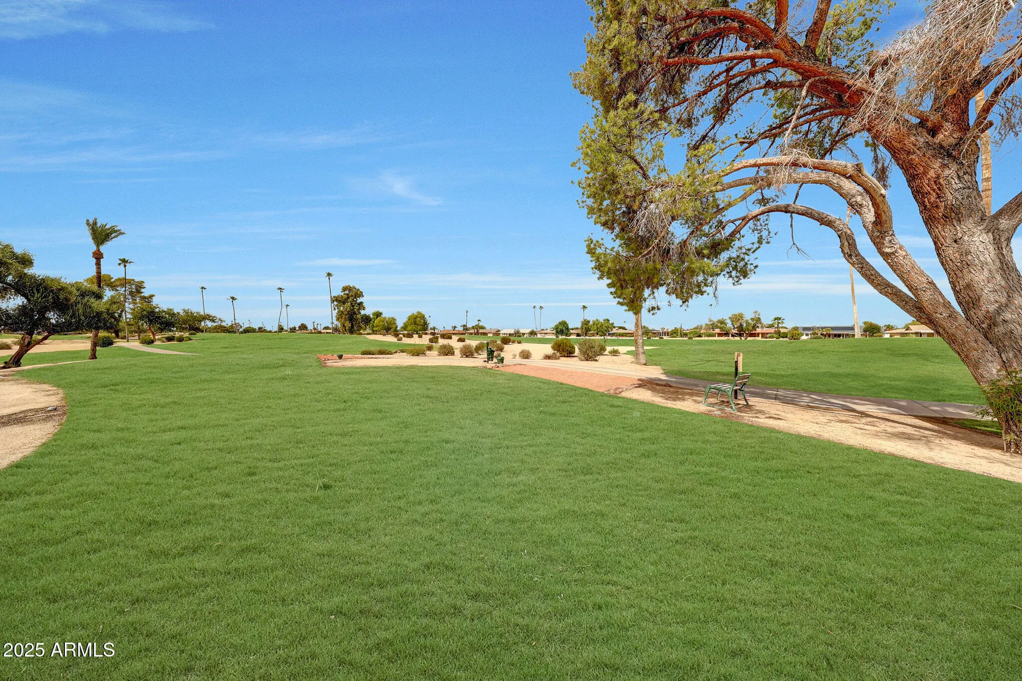 Property Slideshow image 16 of 28 | 10416 w prairie hills cir, Sun City, AZ, 85351