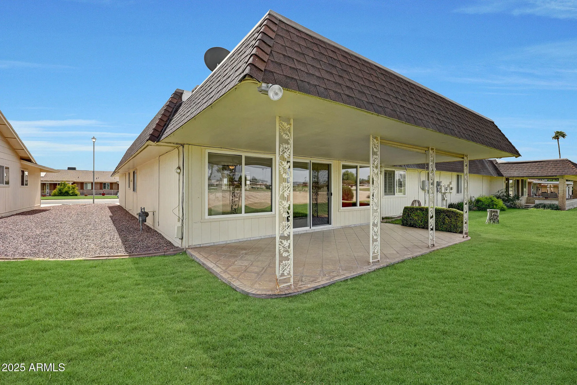 Property Slideshow image 23 of 28 | 10416 w prairie hills cir, Sun City, AZ, 85351