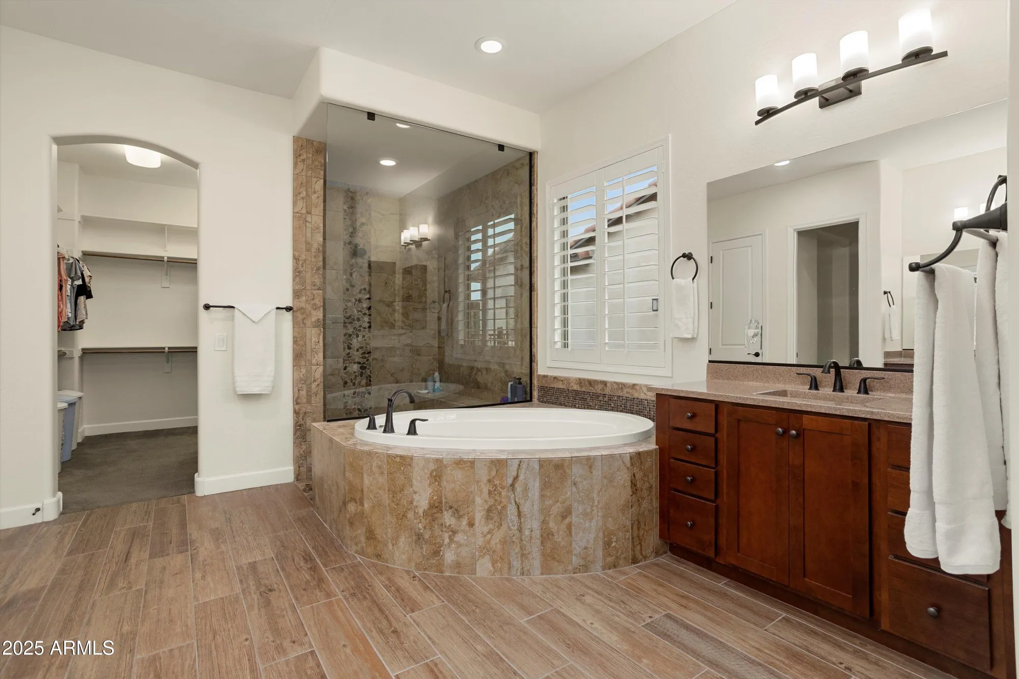 Property Slideshow image 20 of 77 | 5094 n 205th gln, Buckeye, AZ, 85396