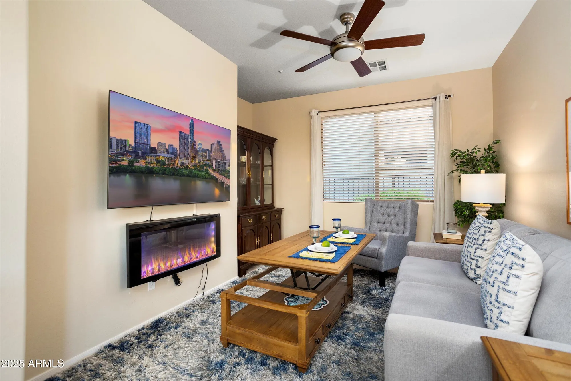 Property Slideshow image 23 of 63 | 12857 w quail track dr, Peoria, AZ, 85383