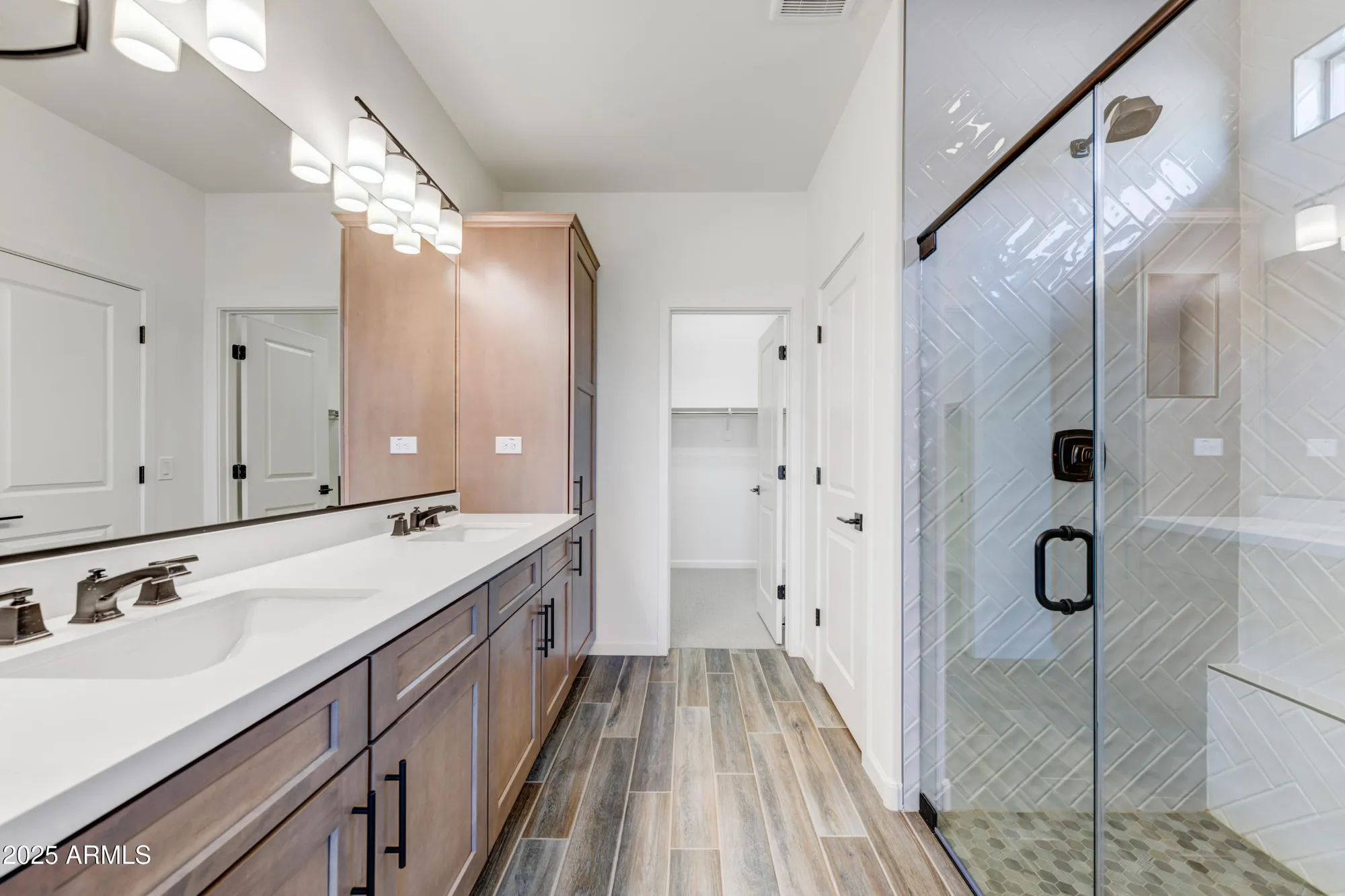 Property Slideshow image 16 of 27 | 4354 ponderosa trl, Wickenburg, AZ, 85390