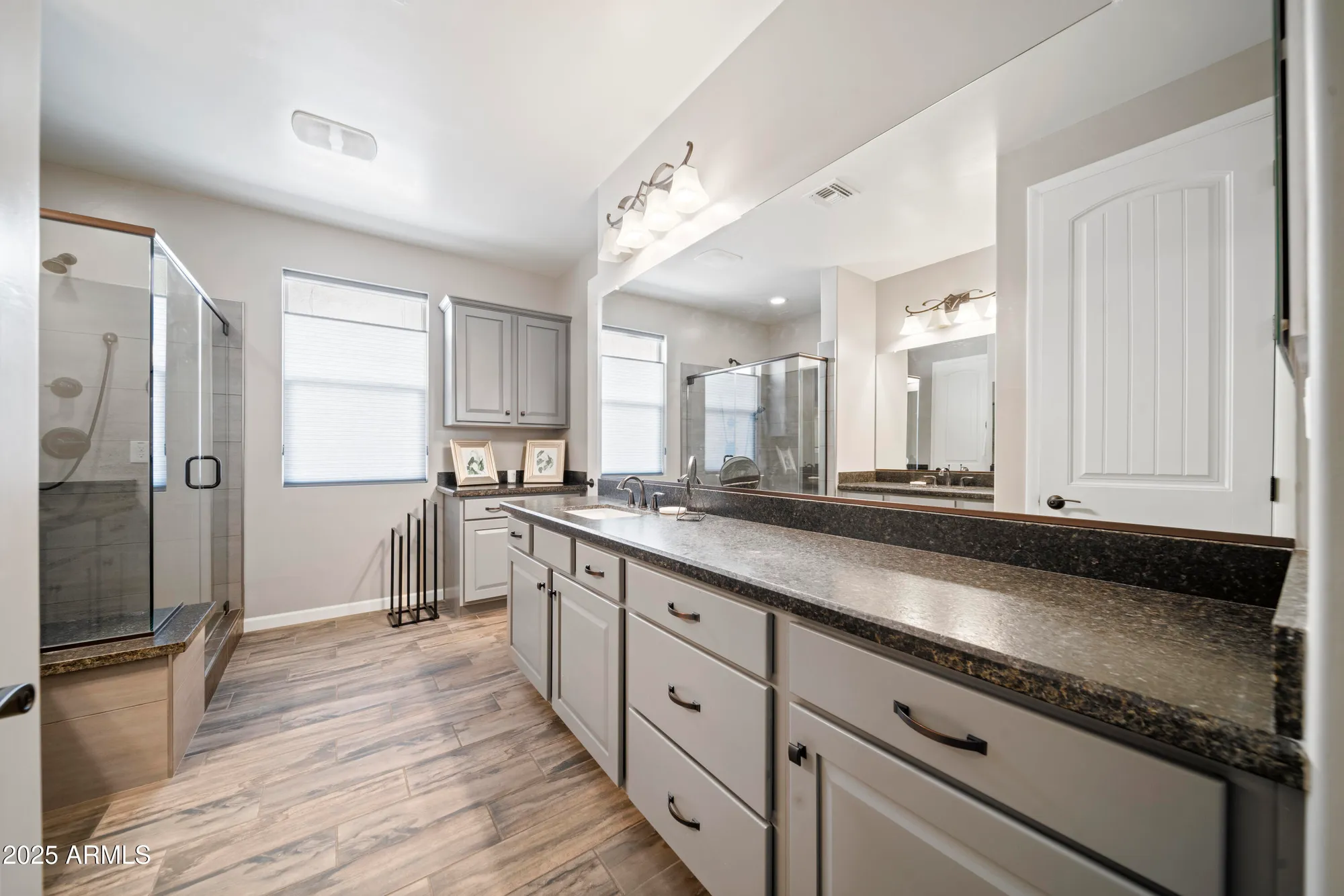 Property Slideshow image 9 of 42 | 3921 gold ridge rd, Wickenburg, AZ, 85390