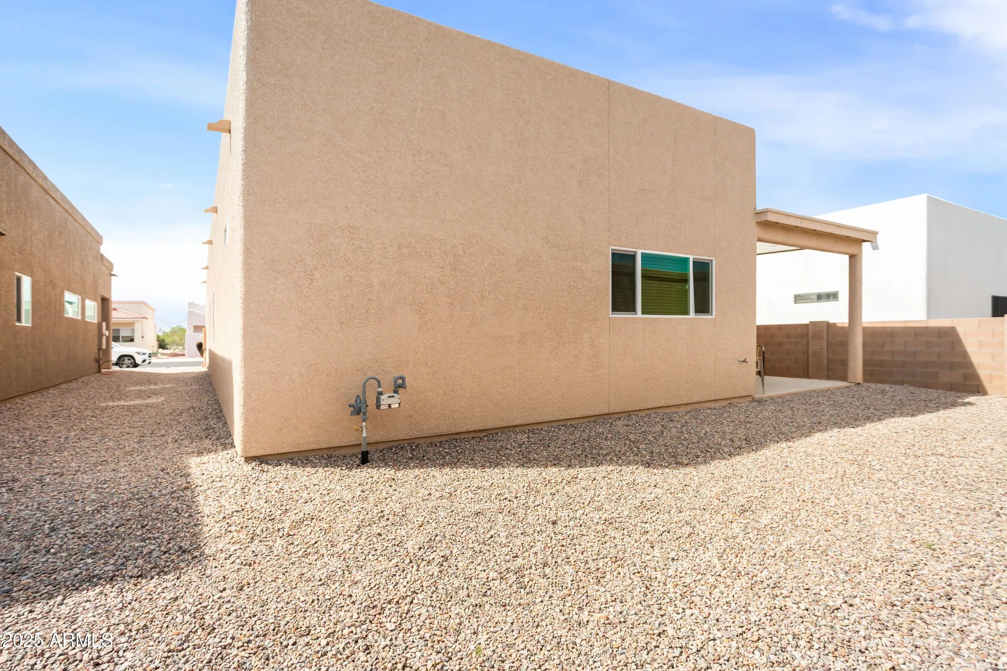 Property Slideshow image 7 of 30 | 293 s meadowood ln, Sierra Vista, AZ, 85635