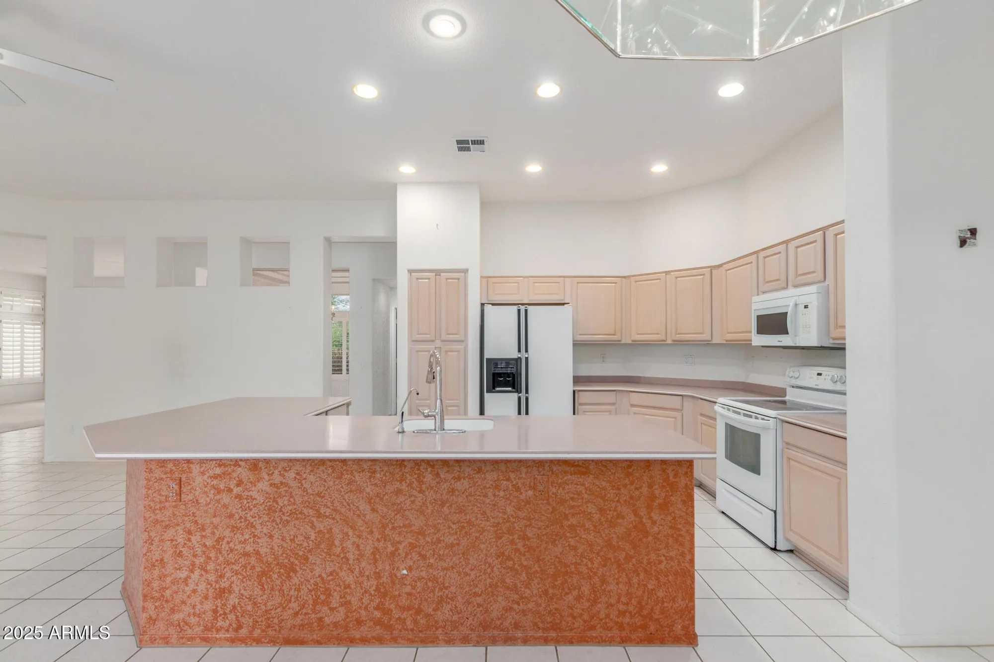 Property Slideshow image 10 of 33 | 14211 w horizon dr, Sun City West, AZ, 85375