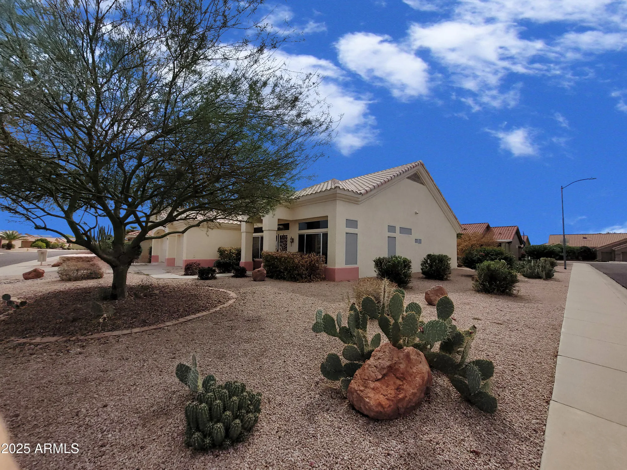 Property Slideshow image 1 of 33 | 14211 w horizon dr, Sun City West, AZ, 85375