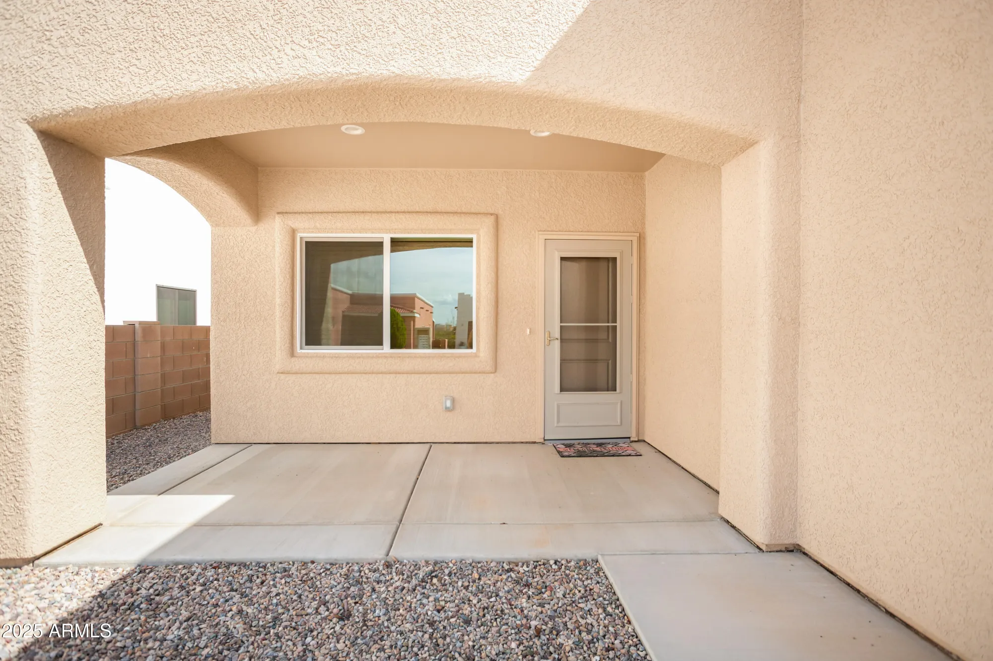 Property Slideshow image 3 of 30 | 293 s meadowood ln, Sierra Vista, AZ, 85635
