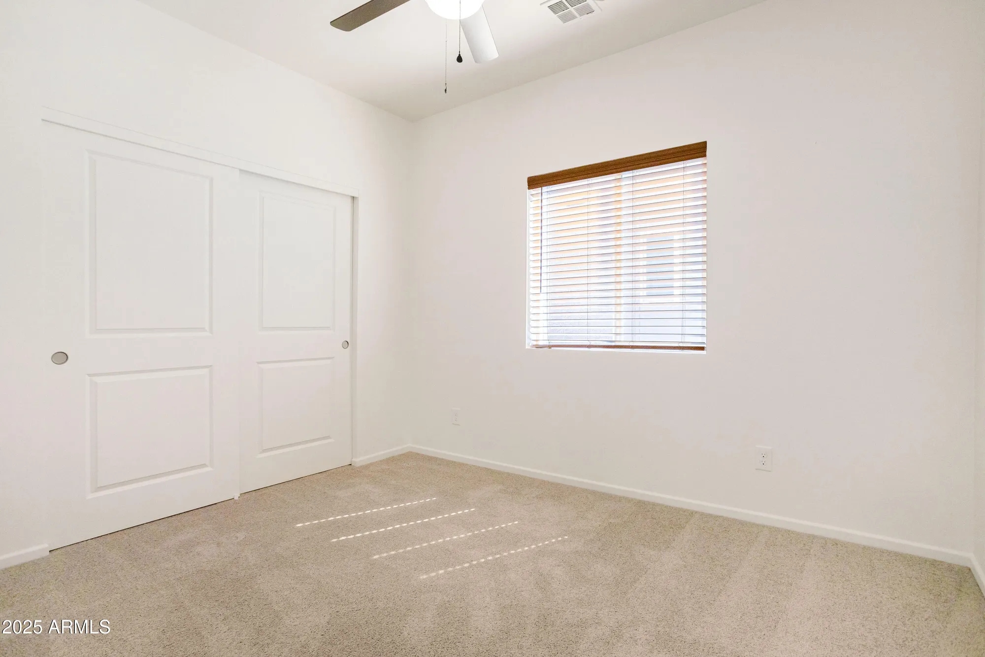 Property Slideshow image 18 of 30 | 293 s meadowood ln, Sierra Vista, AZ, 85635