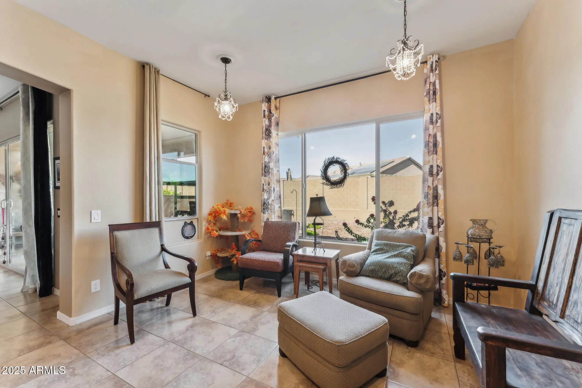 Property Slideshow image 12 of 35 | 7848 w willow way, Florence, AZ, 85132